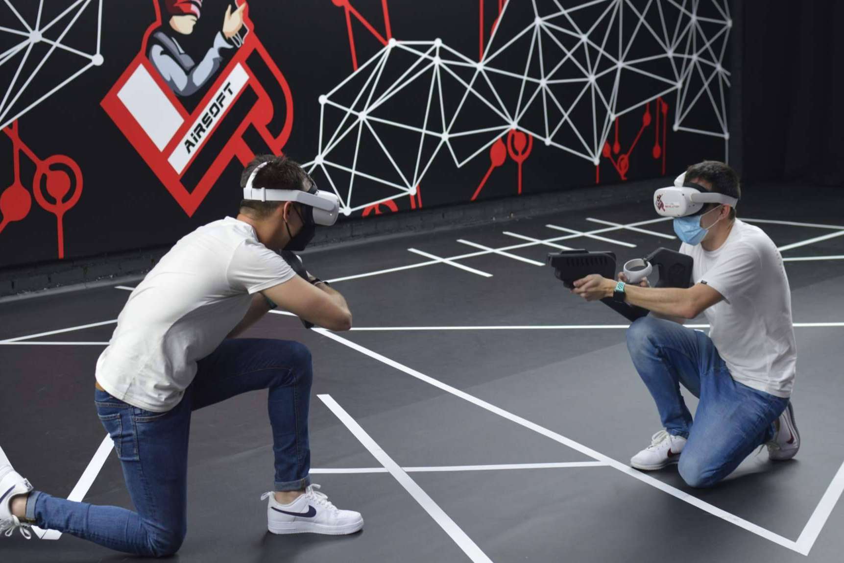 VR Airsoft inaugura el nuevo centro de realidad virtual en el Centro Comercial Oasiz