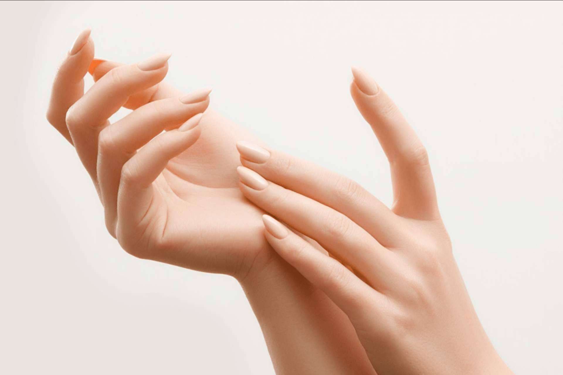 La relevancia de usar productos profesionales para el cuidado de manos, pies y uñas, por Upsala Cosmetic