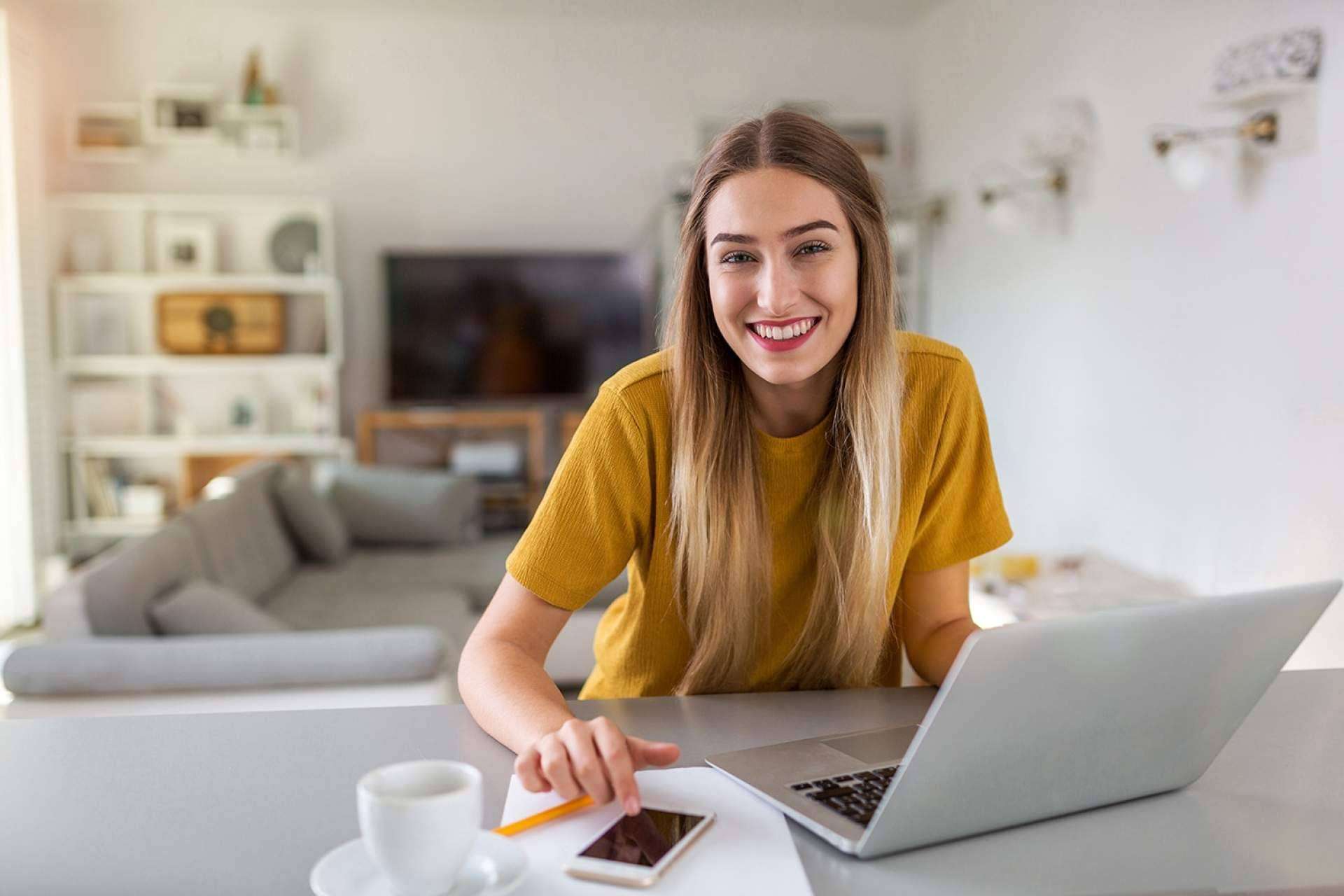 Trabajadores y empresas más felices gracias al teletrabajo, por DeskTime