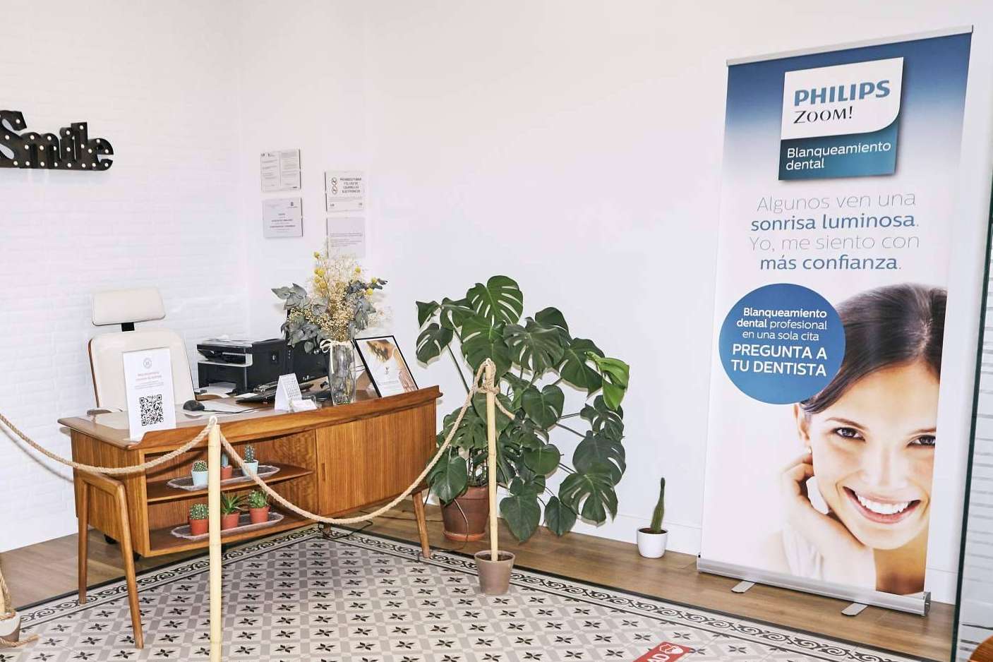 Blanqueamiento dental 8 tonos más blancos en 45 minutos