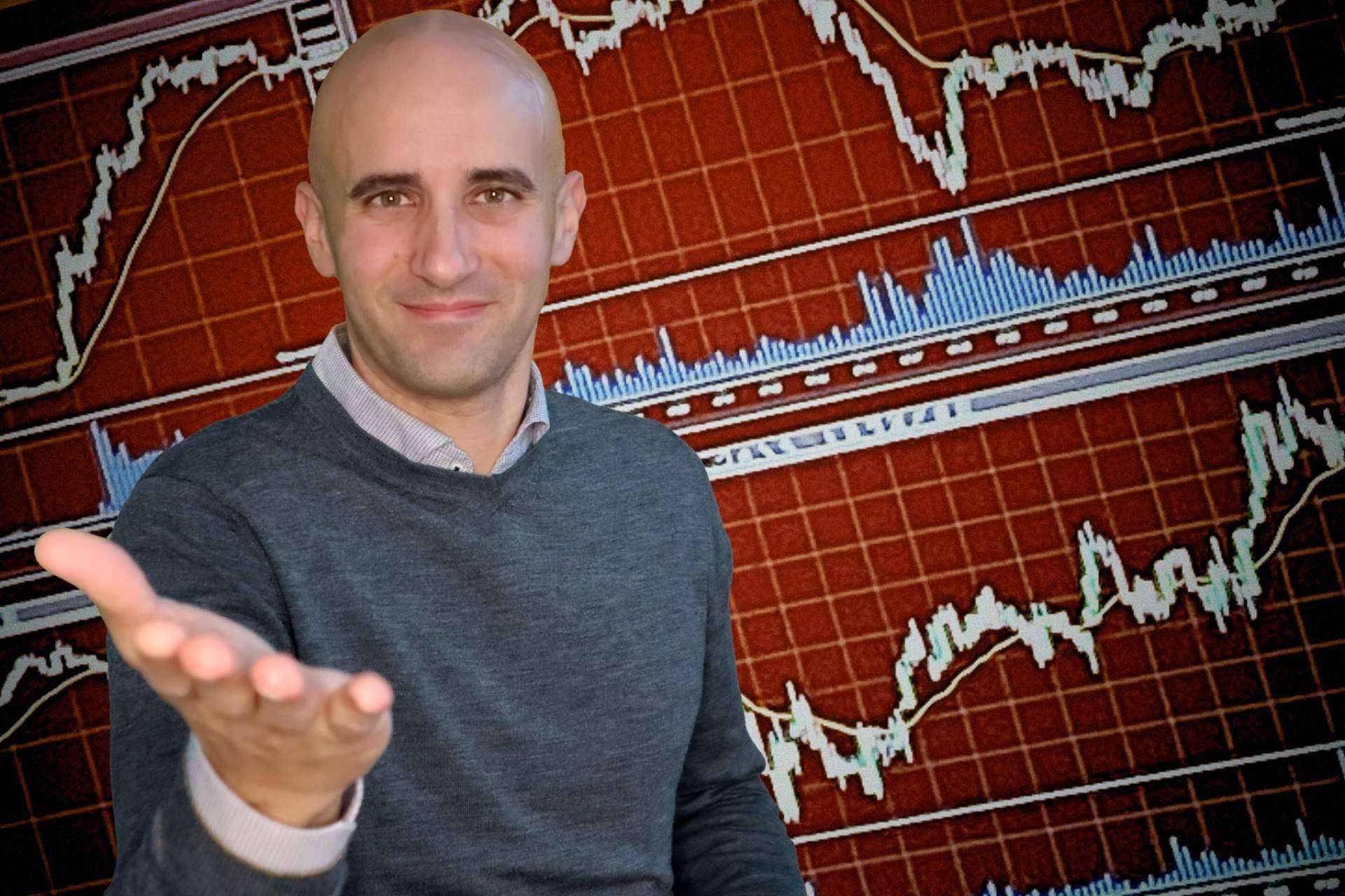 Víctor Gómez enseña a invertir en bolsa sin arriesgar dinero