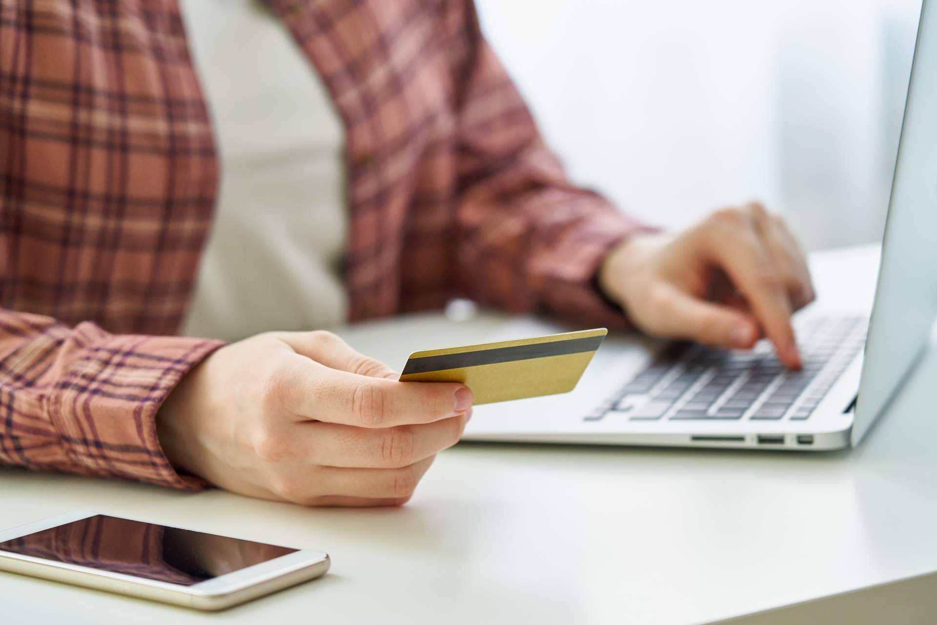A de Ahorro, el centro comercial online que dispone de productos y artículos de todo tipo