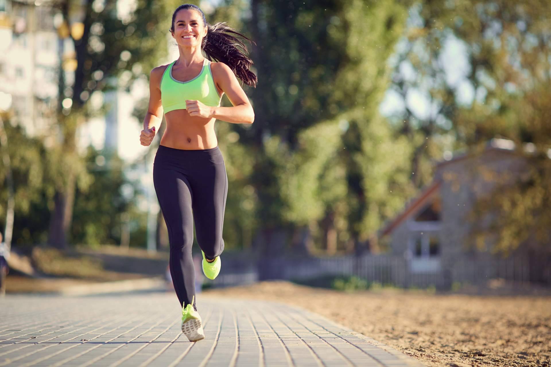 Iniciar una nueva rutina de gimnasio para mujeres