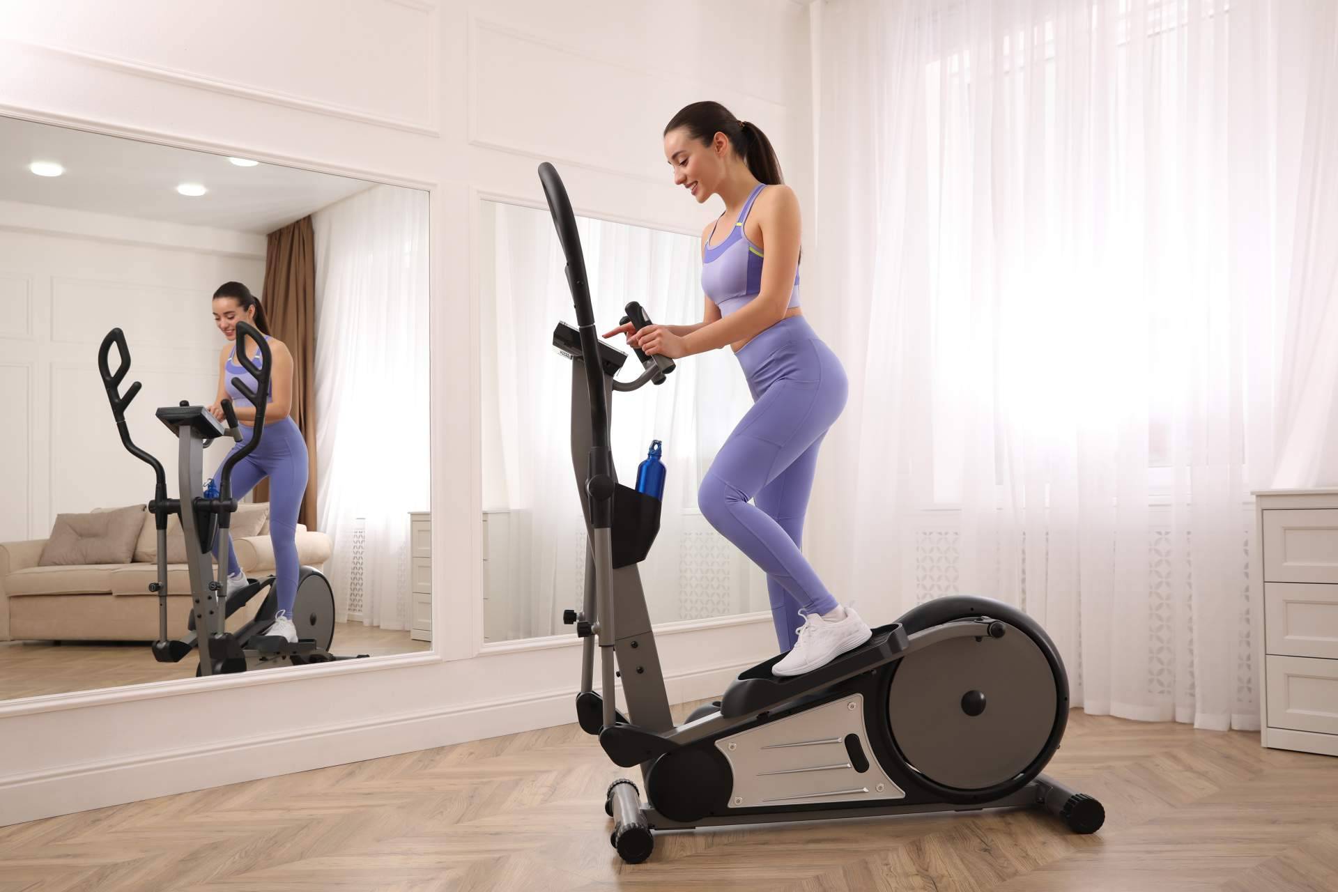 Entrenar cardio es fácil con una buena bicicleta elíptica