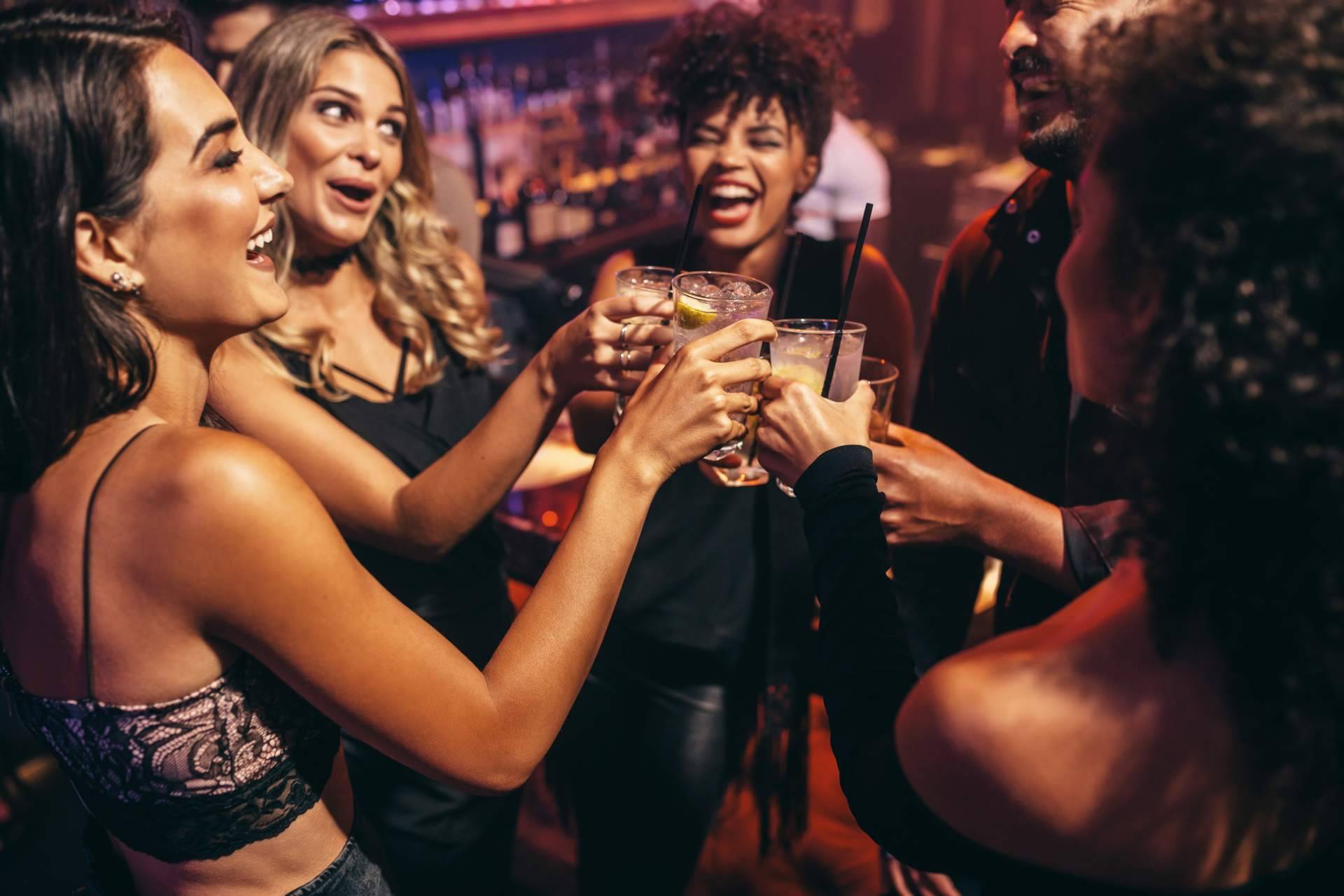 Celebrar una despedida de soltero/a inolvidable con La Millor Farra