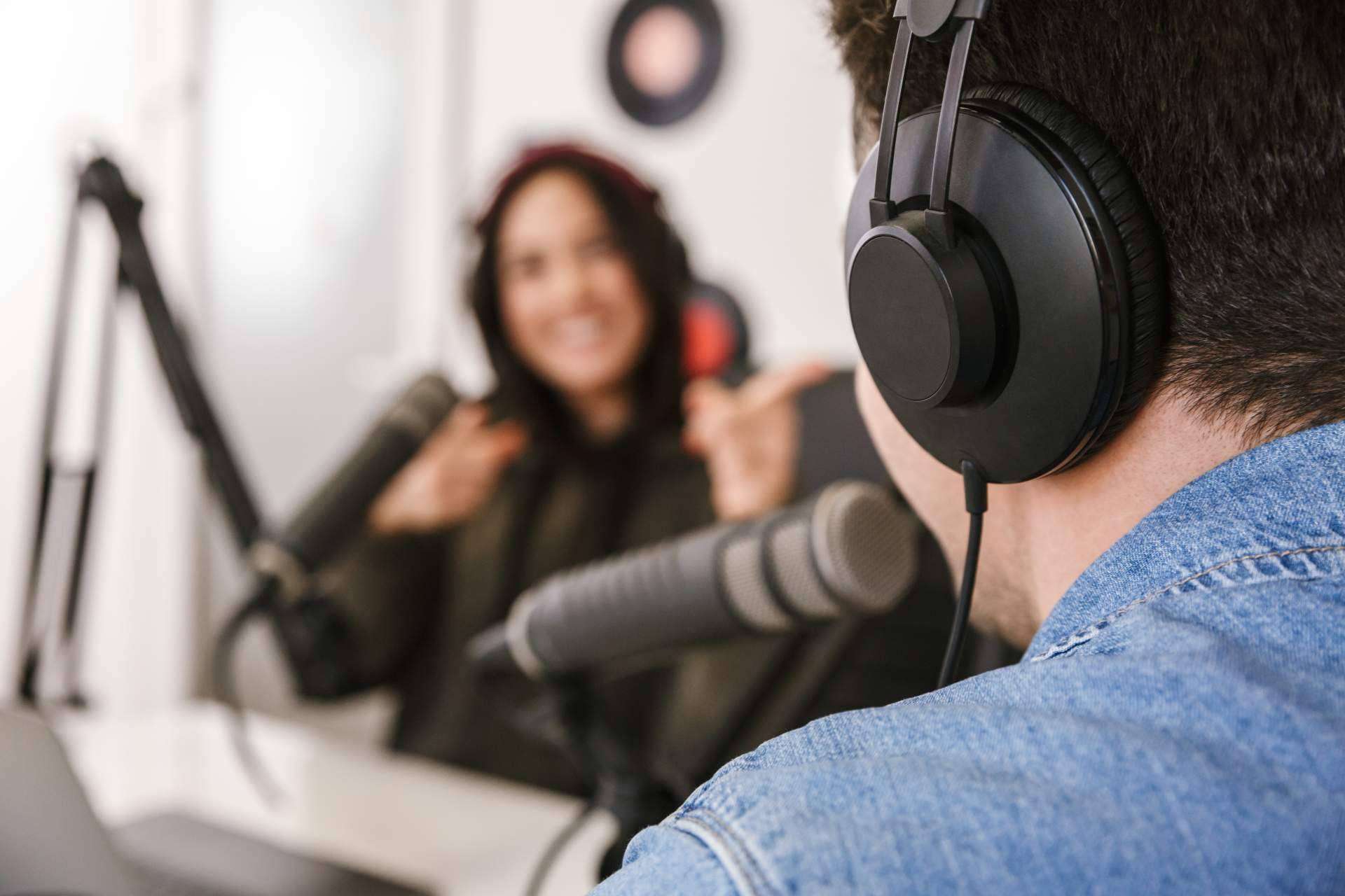 Podcasts corporativos. La nueva tendencia de marketing entre las marcas y empresas