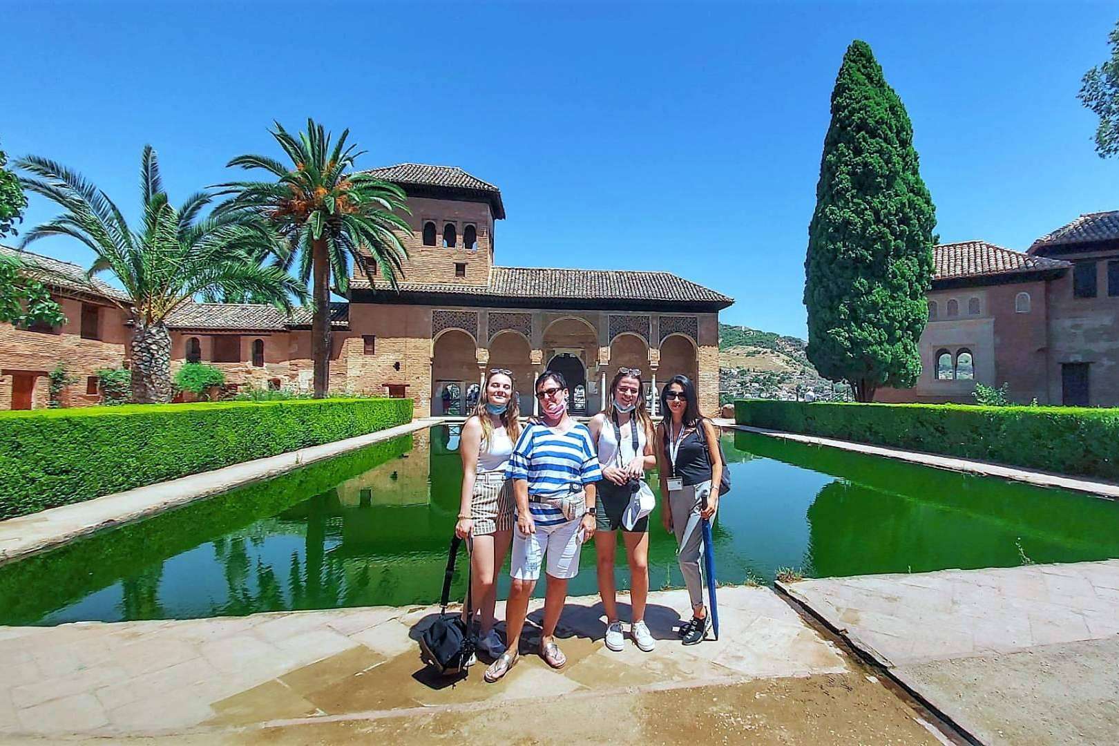 Experiencia única visitando la Alhambra, de la mano de Nazarí Tours Granada