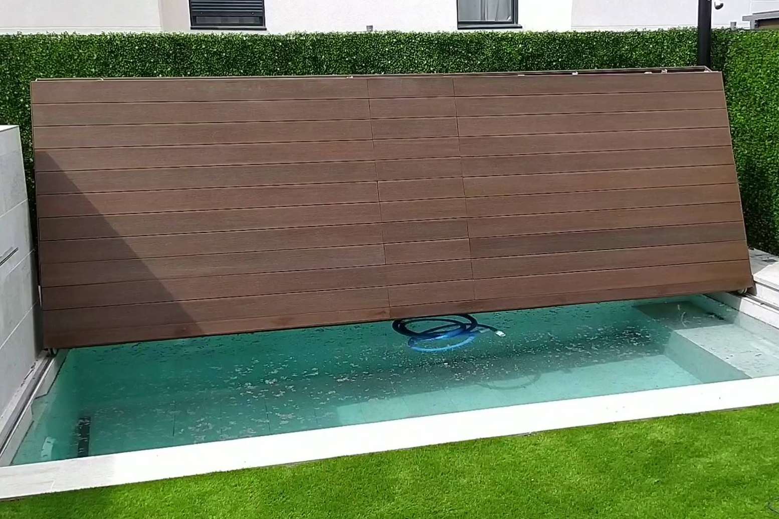 Cubiertas de piscinas para asegurar su limpieza durante todo el año con NewCover