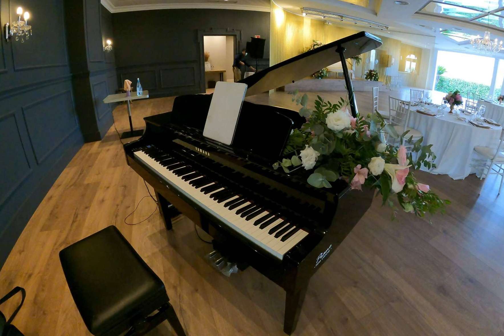 La música de piano en las bodas, de la mano de Piano para Eventos, es una tendencia que aviva emociones
