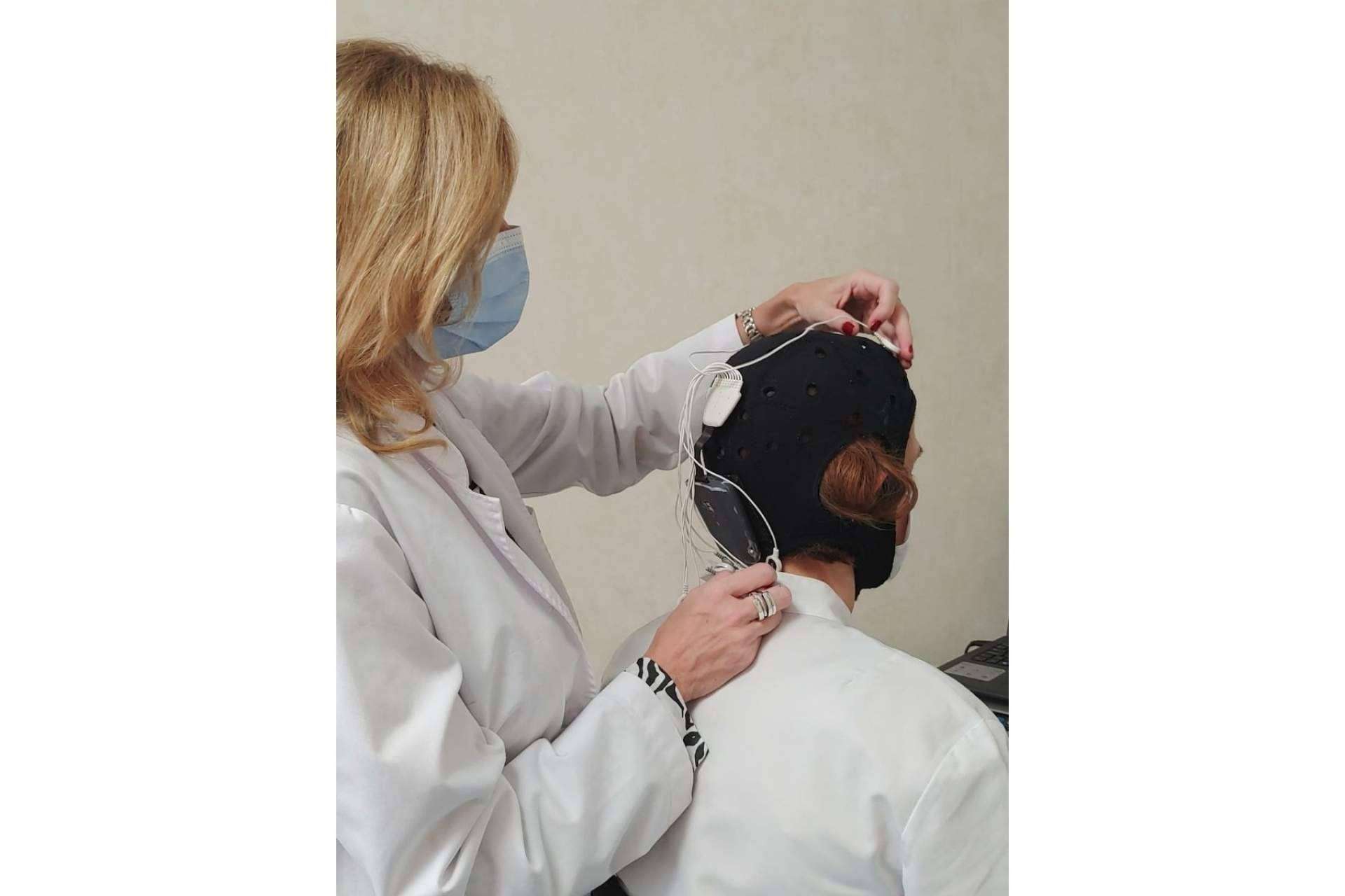 Estimulación cerebral no invasiva, avances en tratamiento del dolor crónico