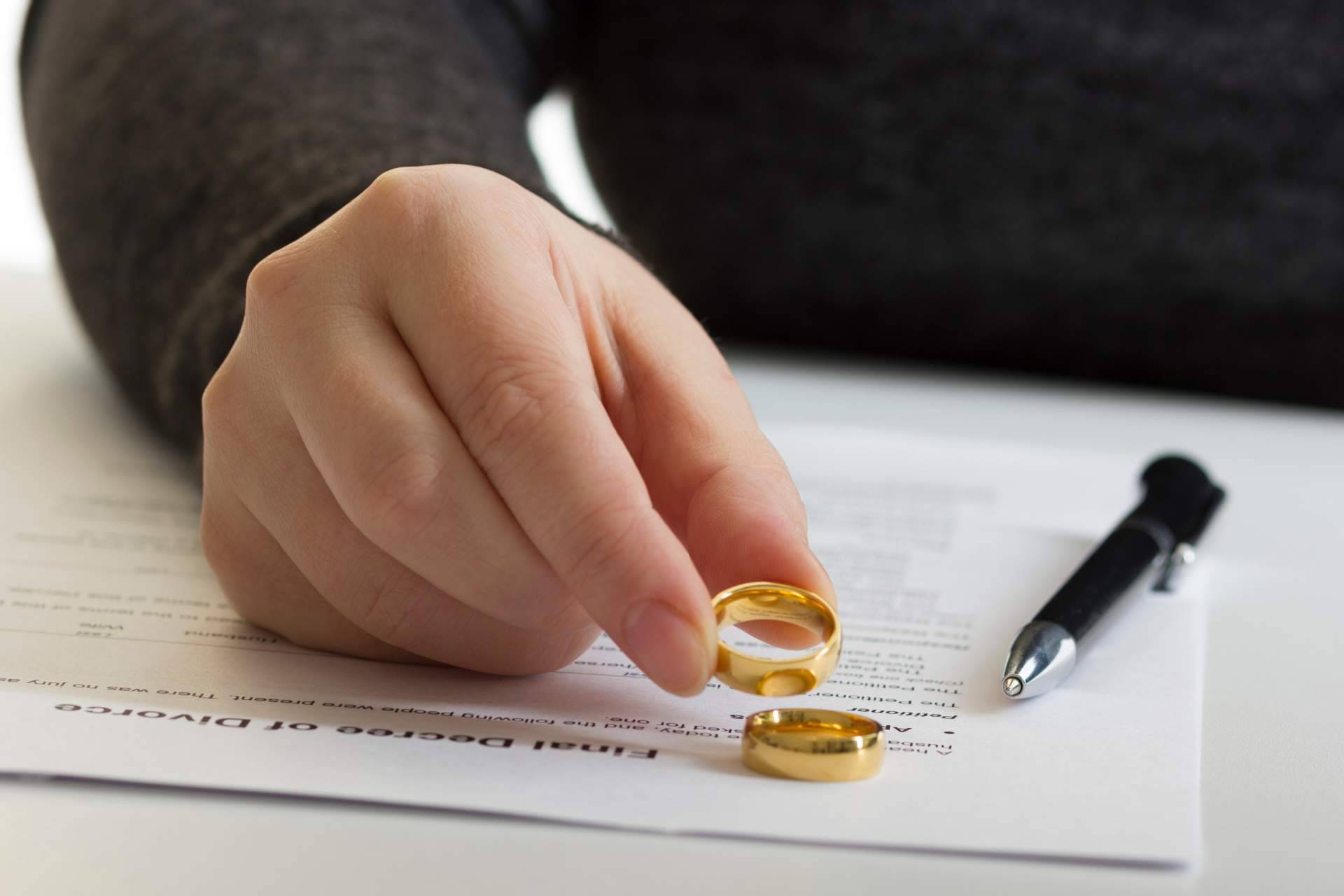 Llevar a cabo un divorcio express con hijos adecuadamente gracias a la guía del divorcio express 2022