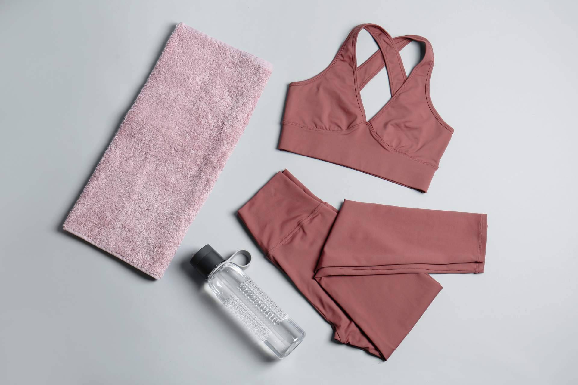 Ofertas en zapatillas de deporte y ropa deportiva en SuperChollos