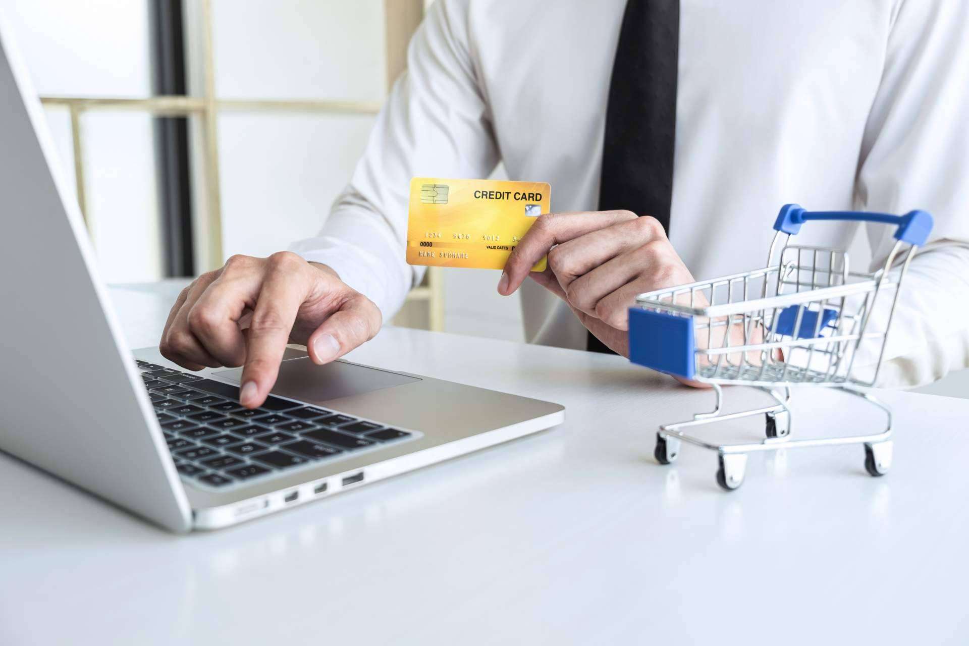La plataforma Dámelo Dámelo diseña una estrategia en su portal para vivir la Navidad con los comercios locales