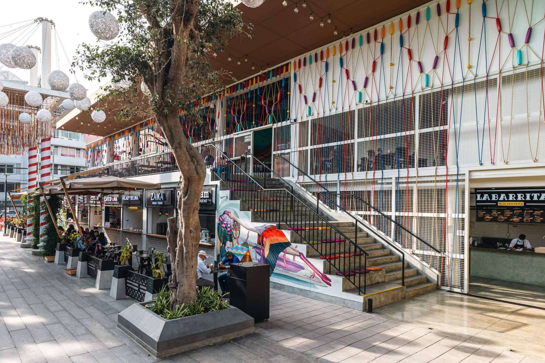 La evolución del mercado de abastos tradicional llega con los mercados gastronómicos