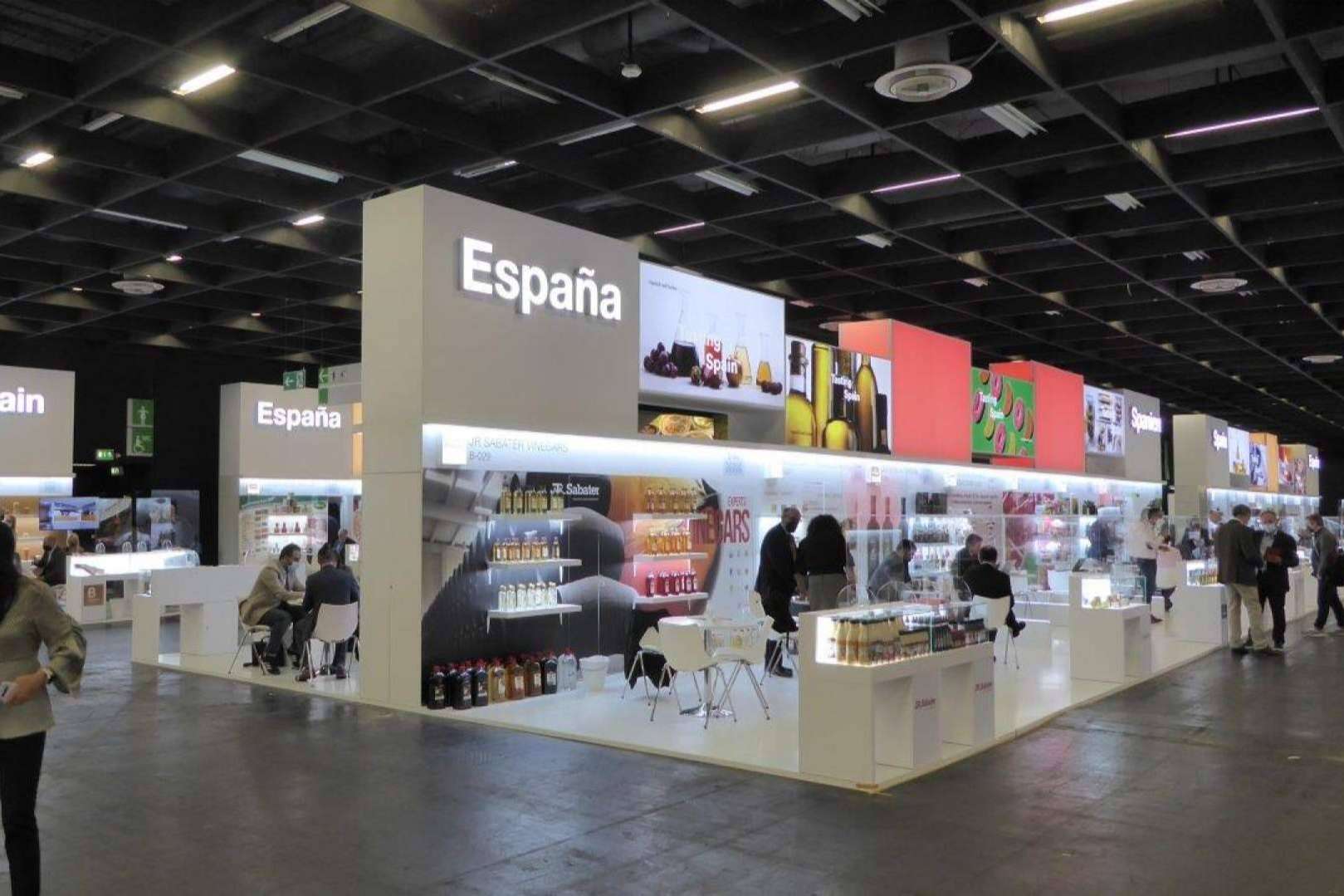 Standecor, dar a conocer una empresa de una forma original y llamativa