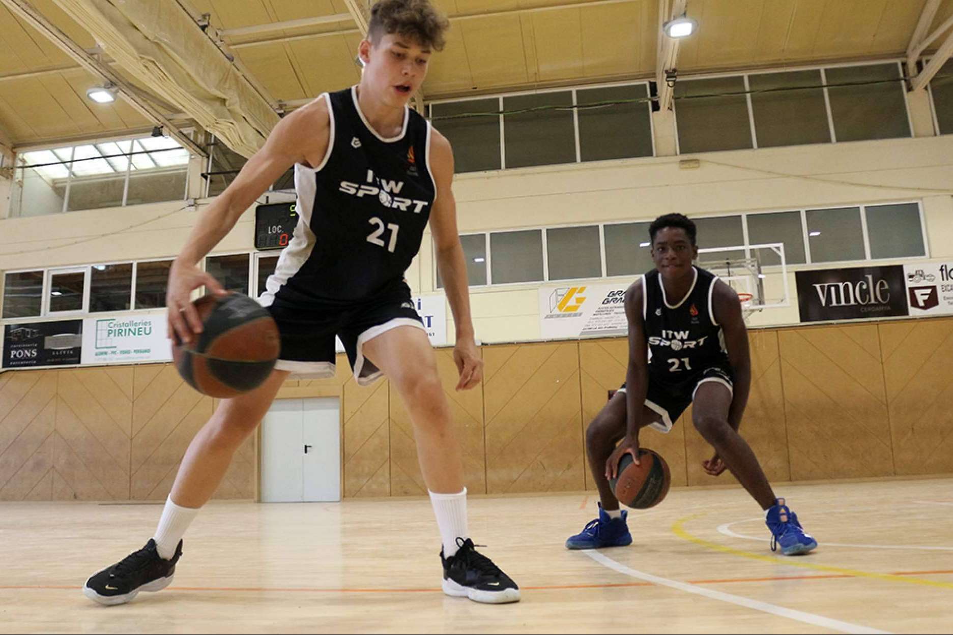 Por ITW Sport, ¿qué es un programa de formación de jugadores de baloncesto?