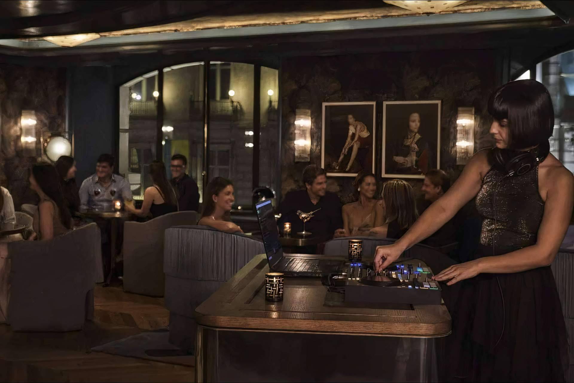 Contratar a un DJ para eventos en hoteles y restaurantes de lujo es una tendencia