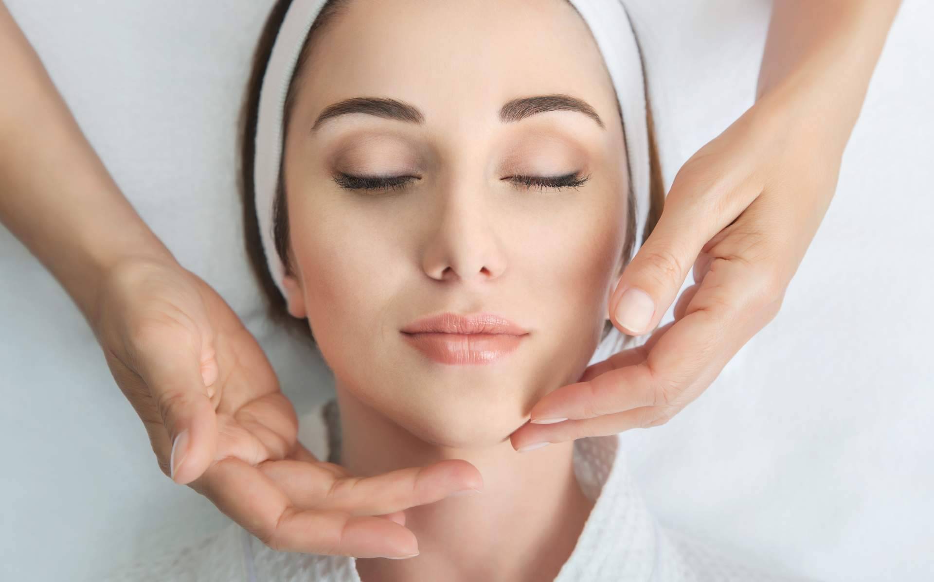 Los beneficios del tratamiento Full Face en medicina estética