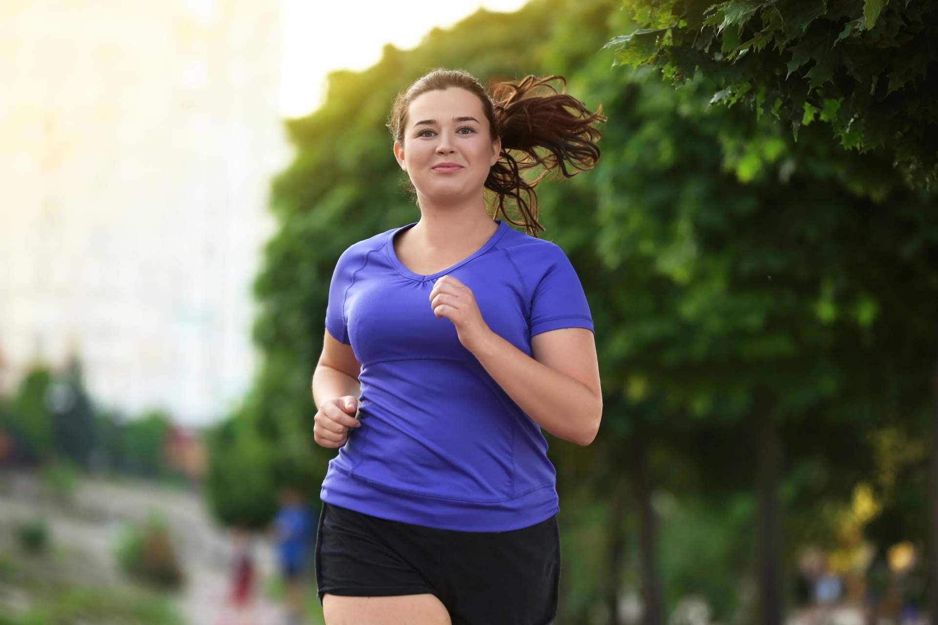 Evitar la obesidad es fácil mediante ejercicio y una buena alimentación