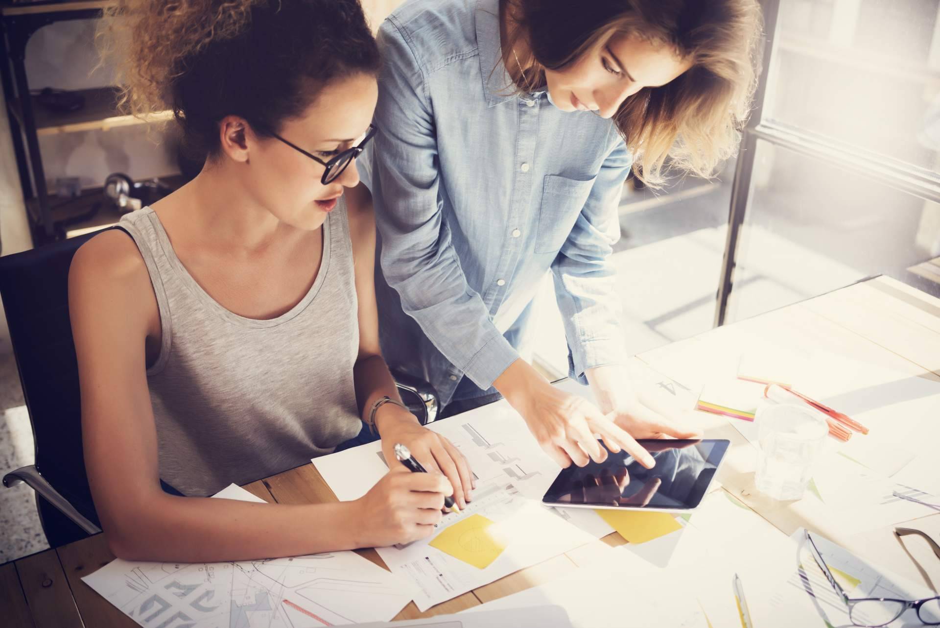 La importancia de diseñar estrategias B2B para empresas del sector industrial