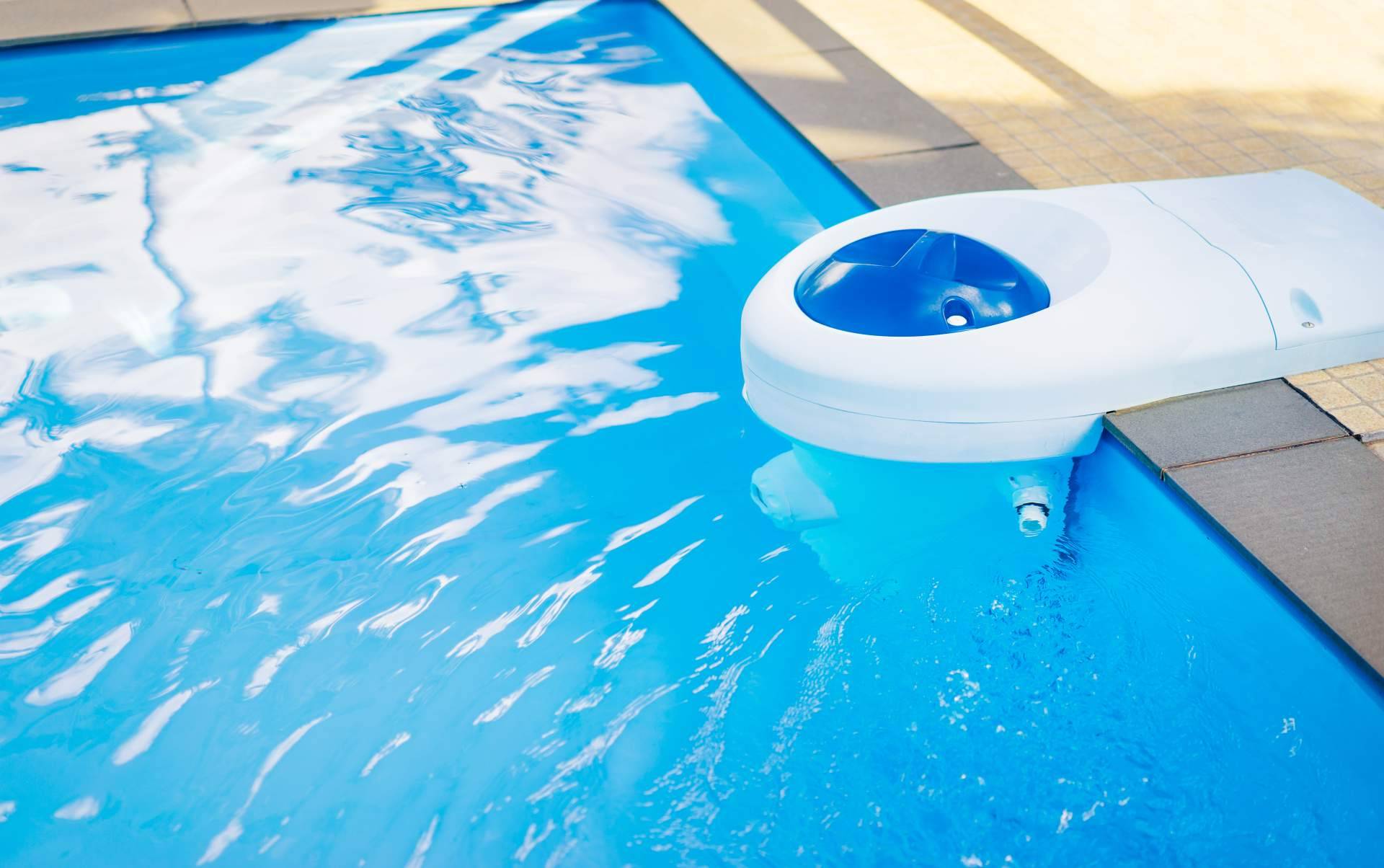 Encontrar un filtro de piscina y sistemas para mantener el agua en Swimhome