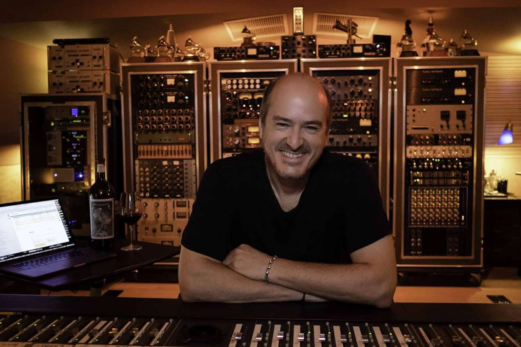 EUMES pone a Rafa Sardina, ganador de 17 Grammys, al alcance de todos