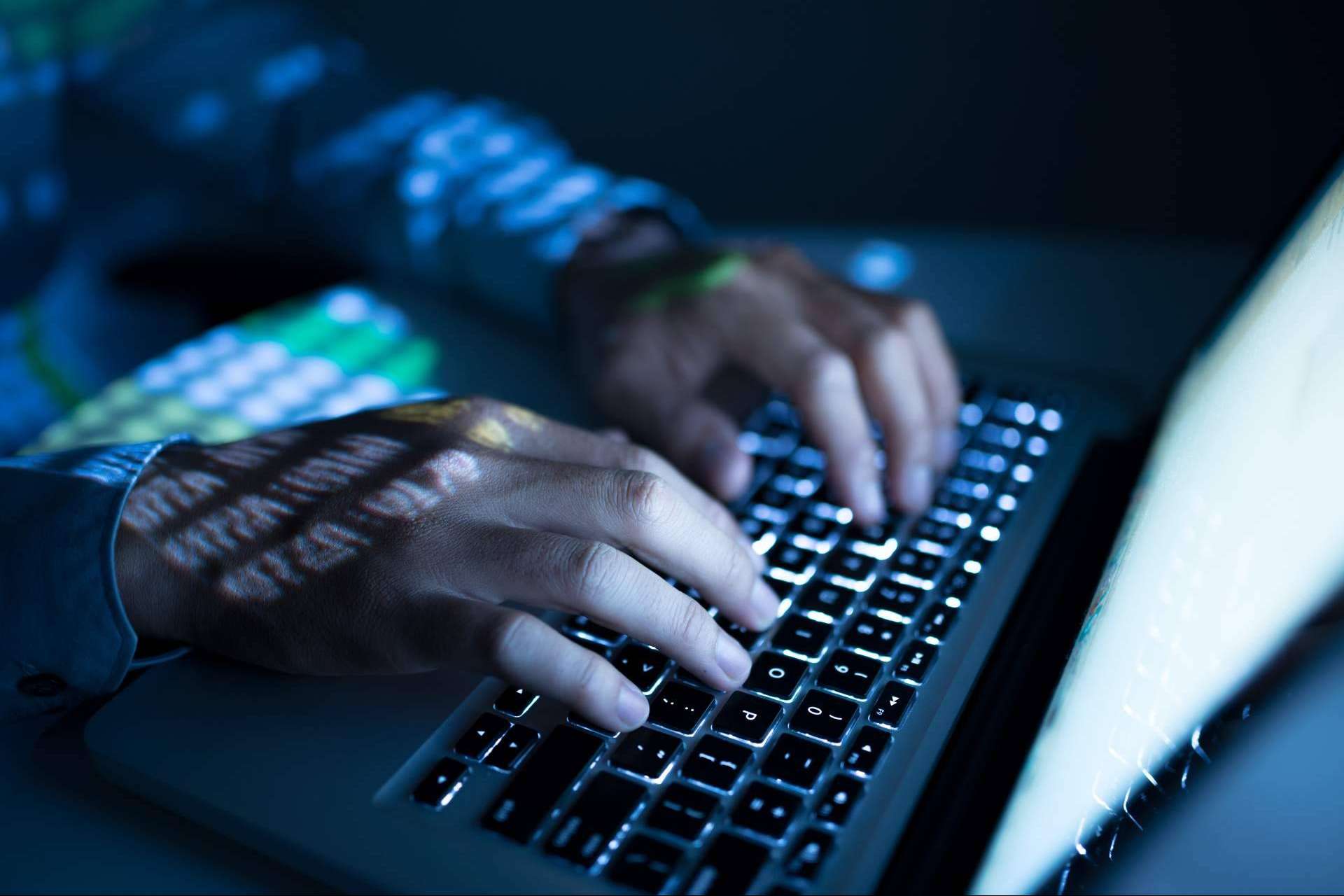 Cómo afecta a una empresa la guerra digital y la importancia de contar con un perito informático, por Perito Legal