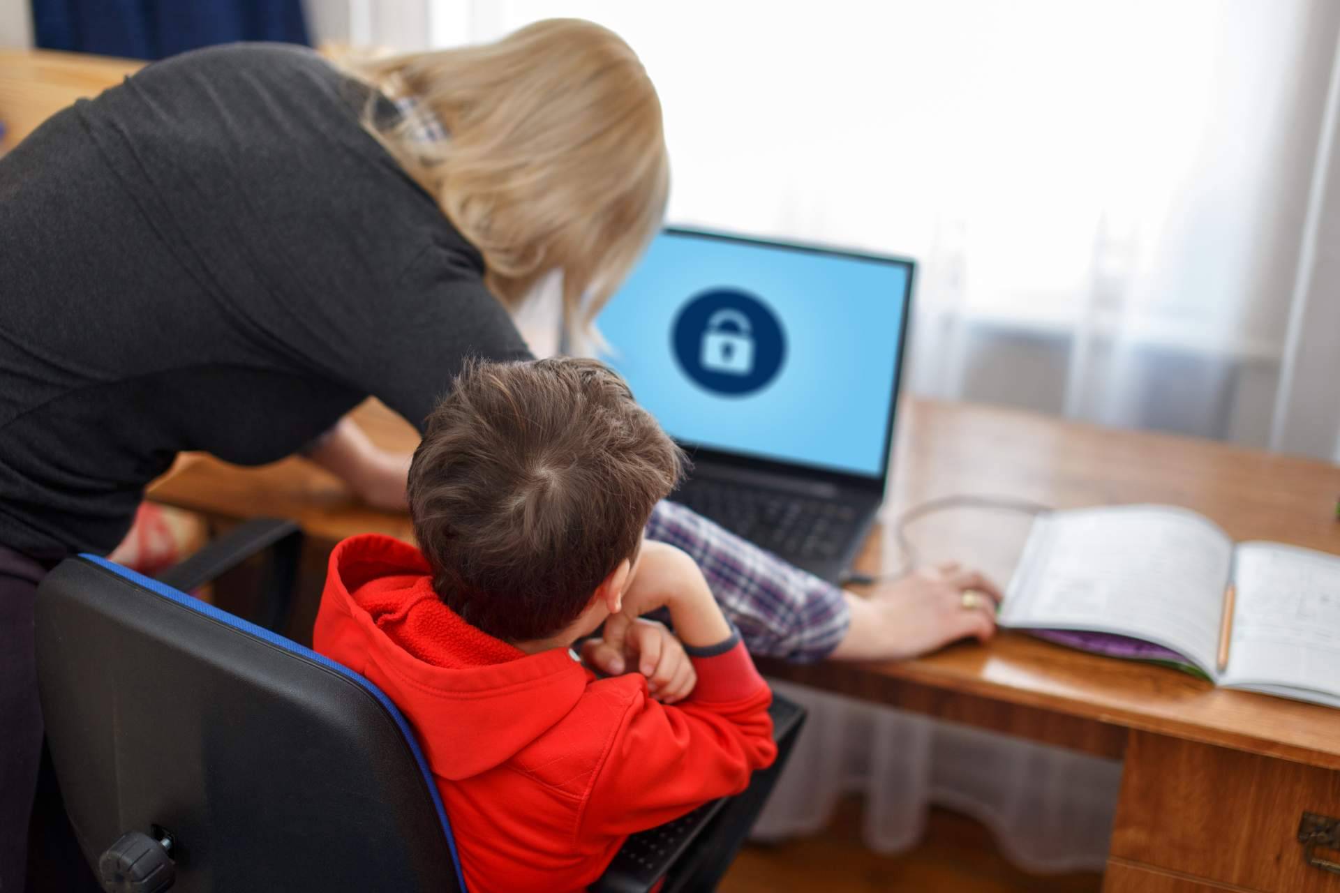 Sosmatic y su servicio de ciberseguridad para menores