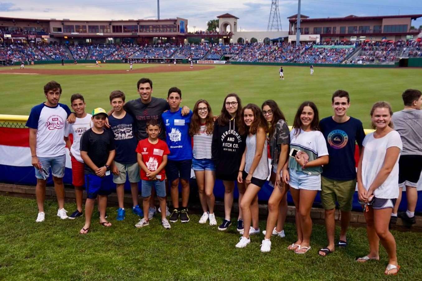 All American Education prepara el Summer Camp en Florida, Estados Unidos