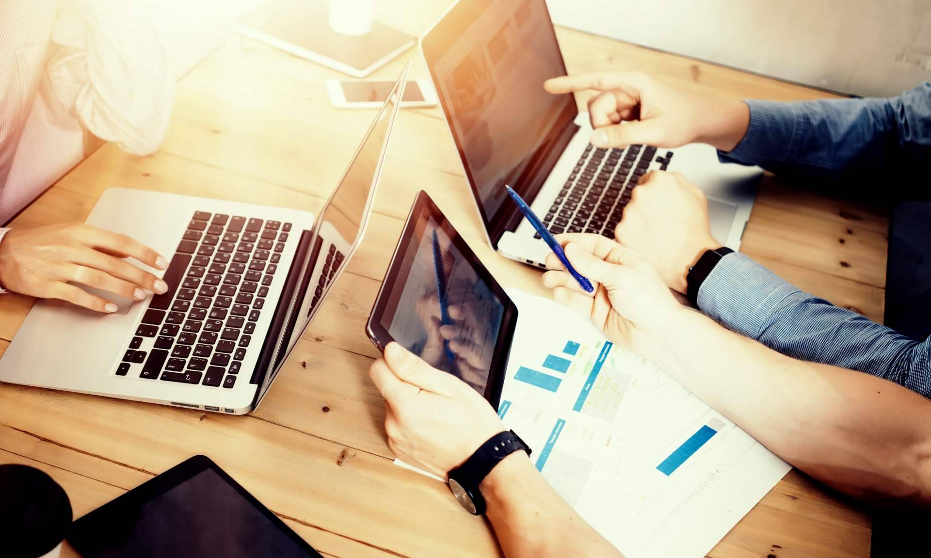 Contar con un profesional para llevar a cabo una estrategia de marketing digital
