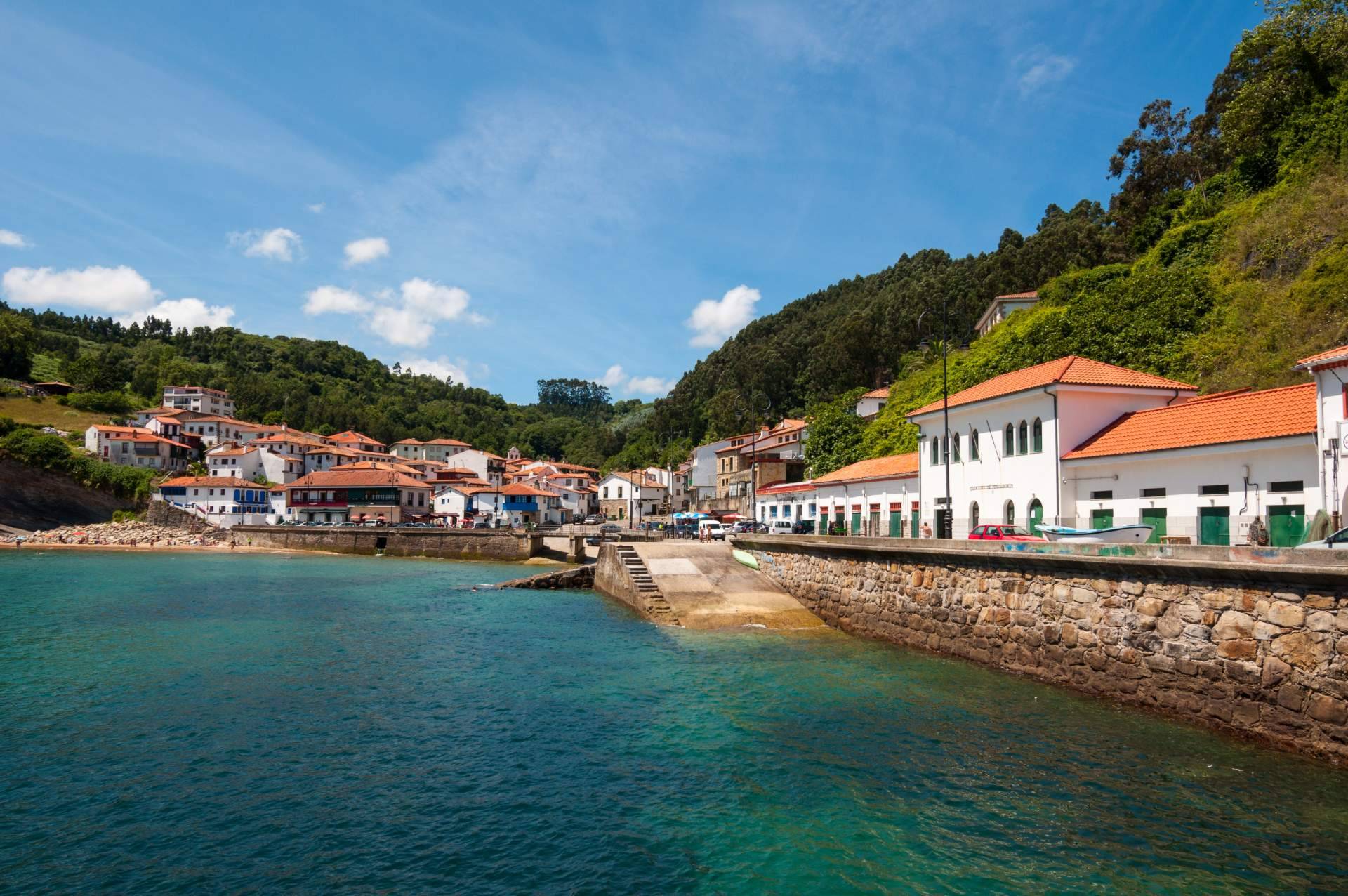 Vivir en un lugar con ambiente tranquilo donde disfrutar del medioambiente, por la compañía inmobiliaria Iberia North