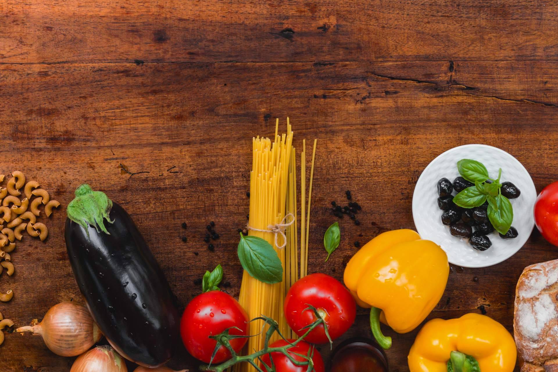 La importancia de realizar un curso en manipulación de alimentos ante el auge de la hostelería en Semana Santa y en temporada de verano