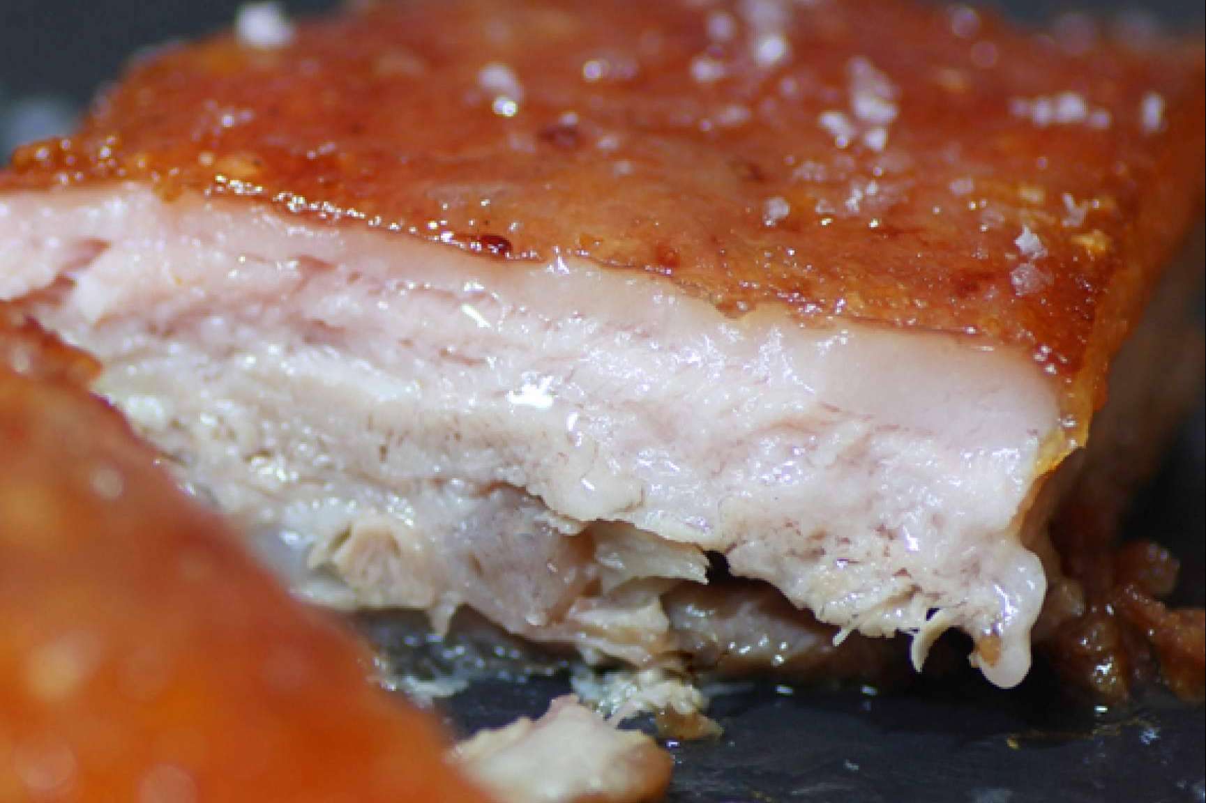 El cochinillo ibérico confitado, una de las propuestas más populares de País de Quercus