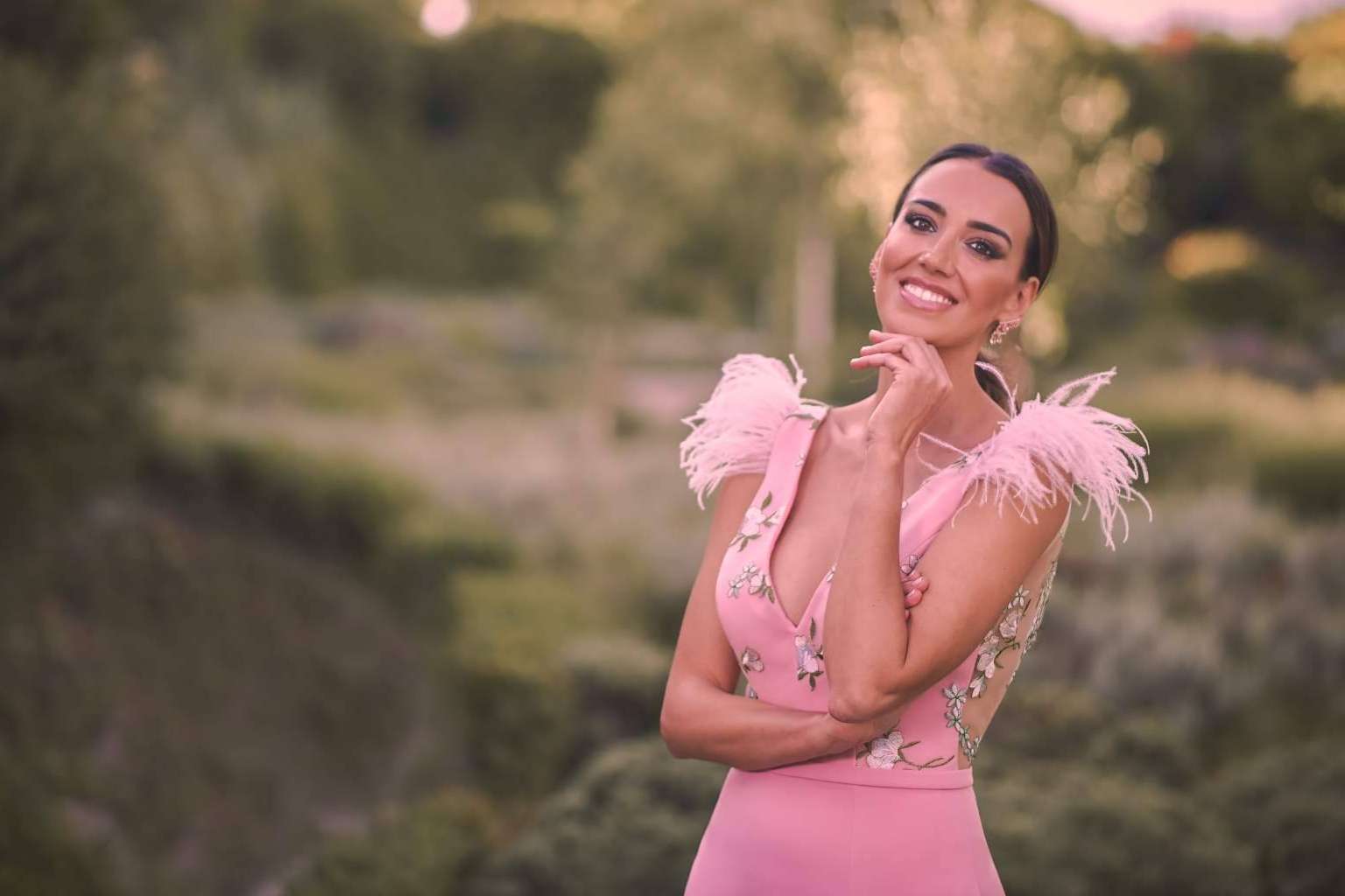 Conseguir el vestido de fiesta ideal es posible en el atelier de Silvia Fernández
