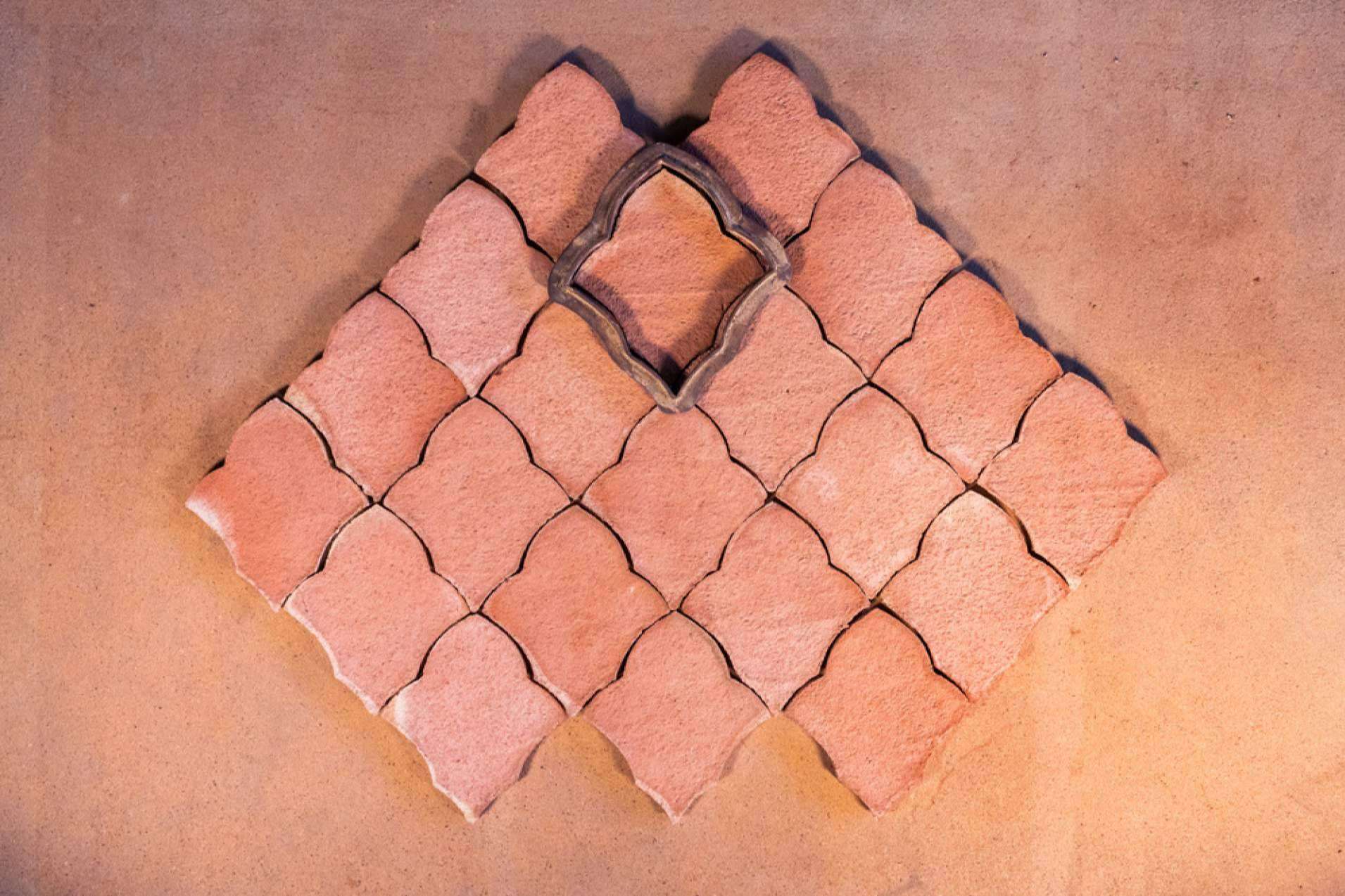 Los suelos de barro artesanales de Cerámicas Catalino