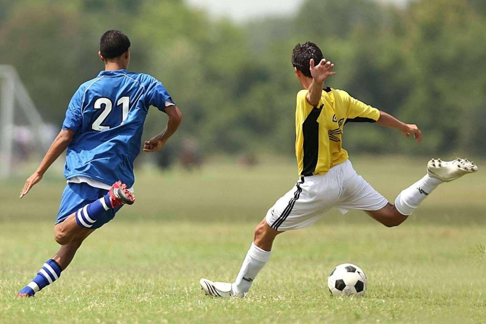 Vacaciones internacionales para disfrutar jugando al futbol en el extranjero