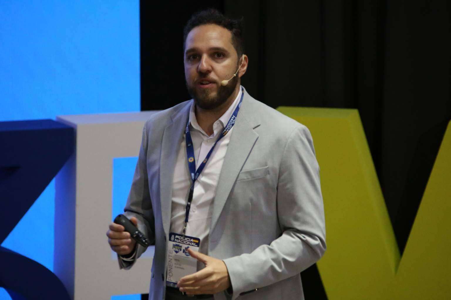 C1b3rwall  cuenta con Mikel Rufián, experto mundial en ciberinteligencia, como ponente destacado
