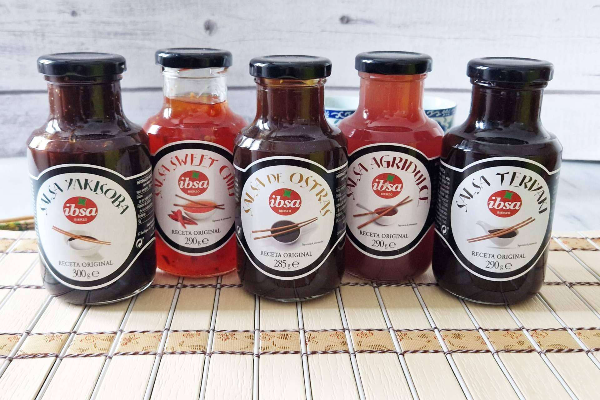Las salsas asiáticas que ofrece IBSA para cocinar distintas recetas