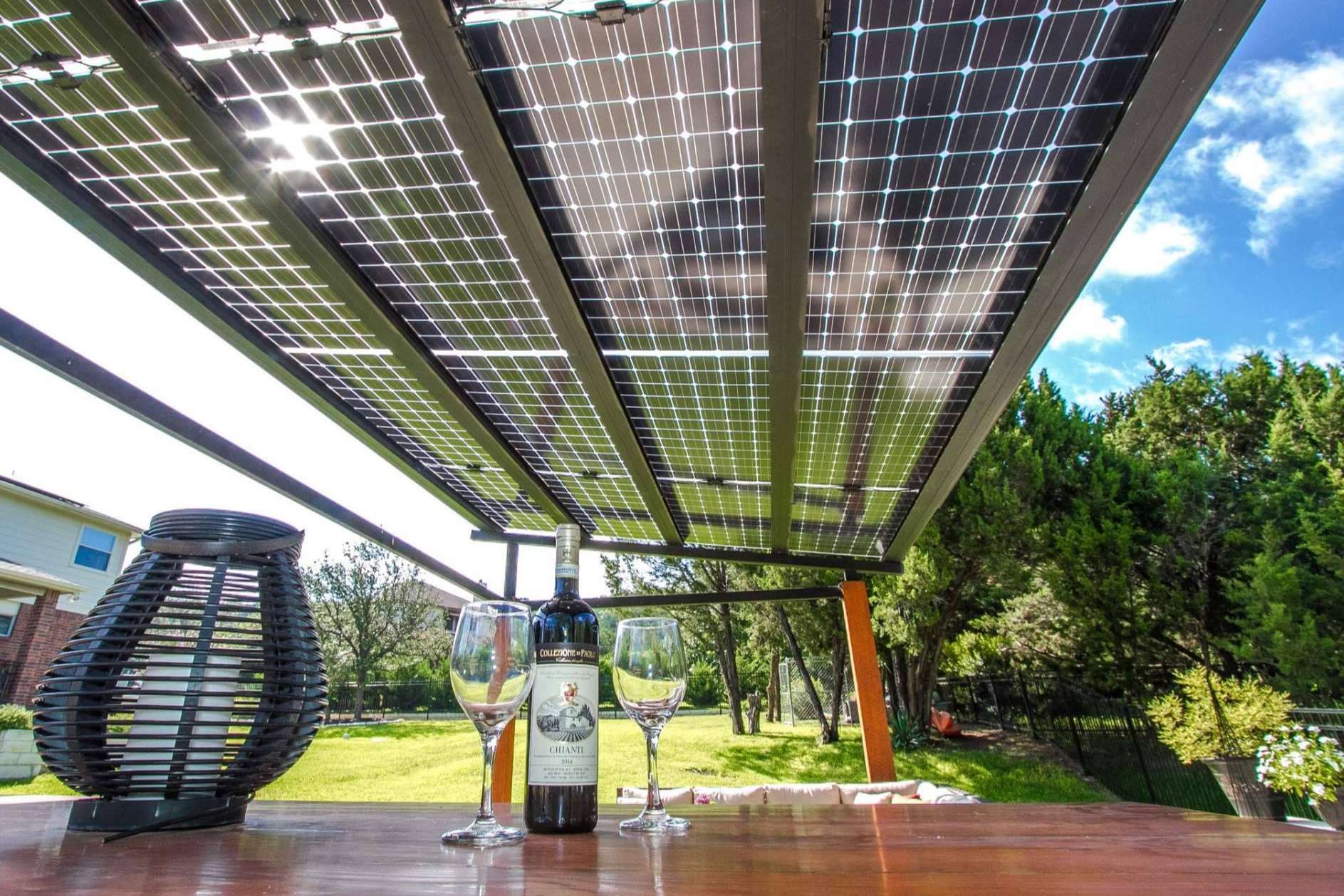 ¿Por qué instalar una pérgola solar en casa es una de las mejores alternativas?