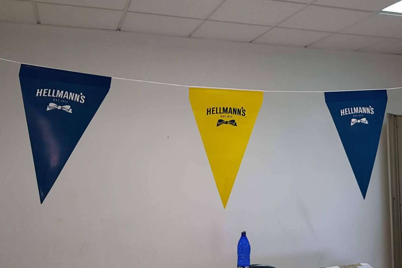 Oxydo ofrece banderas sostenibles y personalizadas para fomentar la publicidad ecológica