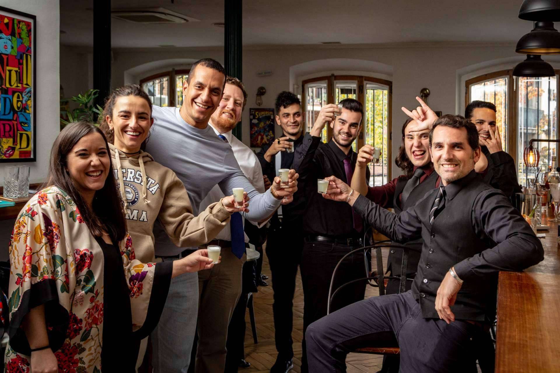 Llevar a cabo actividades de team building para coctelerías, en ESCOM