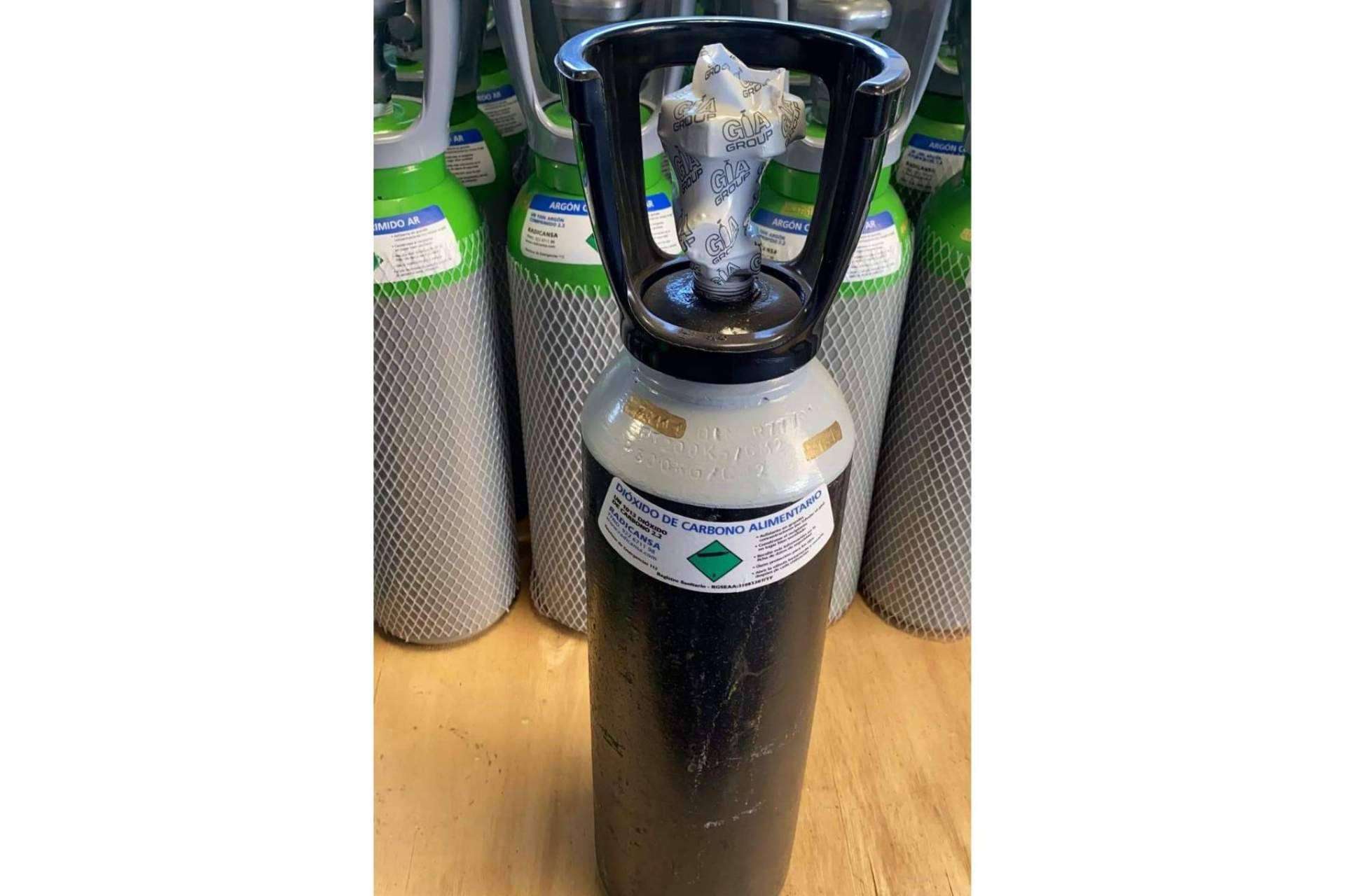 Sector de la hostelería, botellas de CO₂ para la presurización de barriles