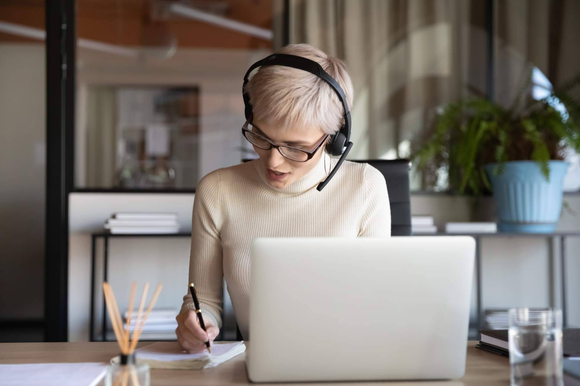 Oktrad lanza su nueva guía de precios de traducción