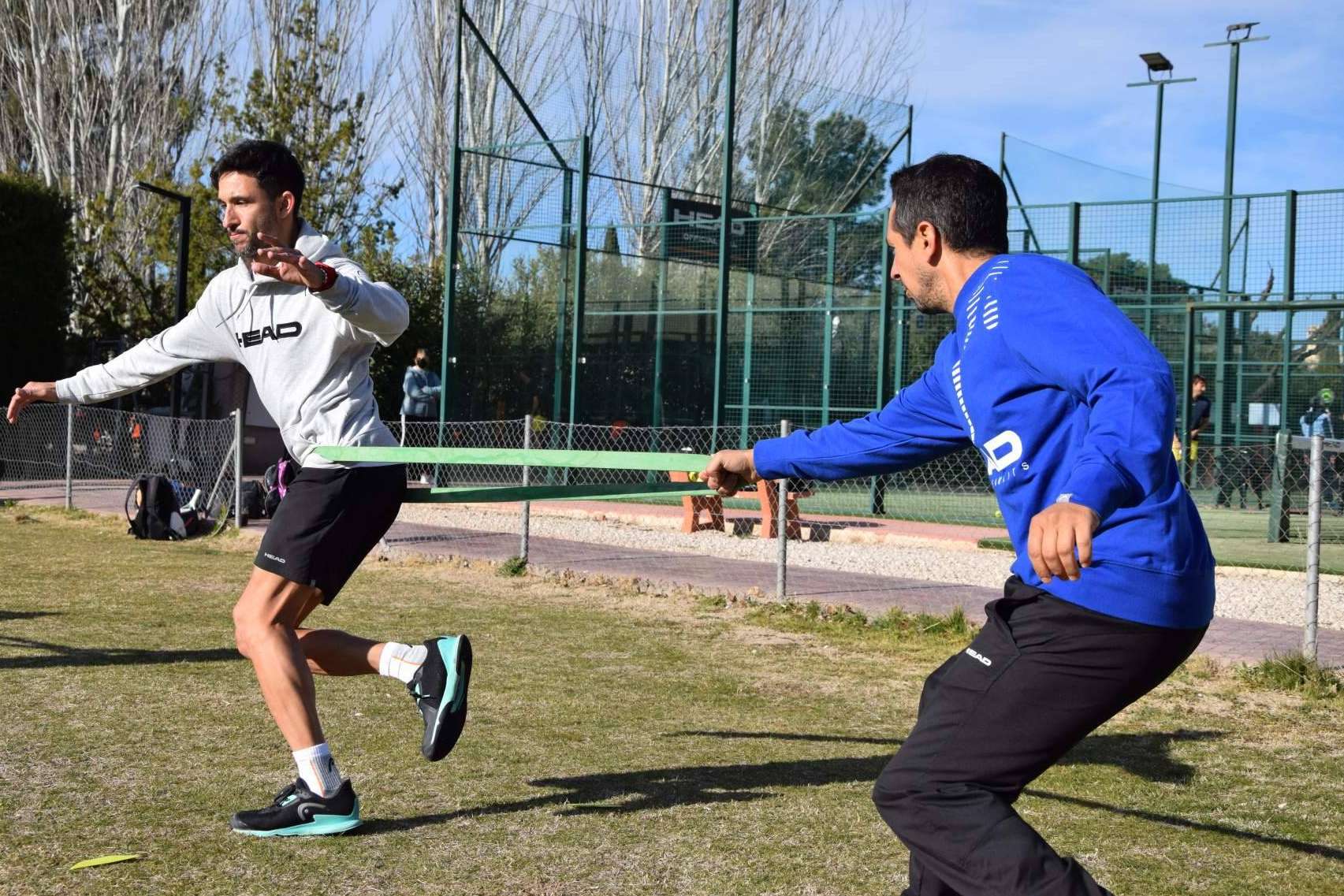 La Primera Academia Internacional de Pádel es JCF SANYO-EQUELITE