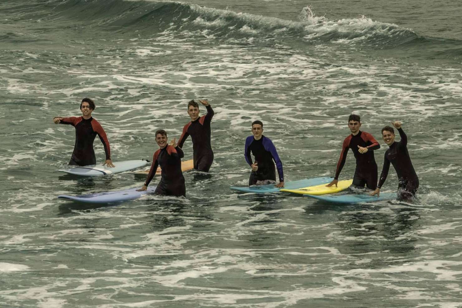 Los niños que van a Cantabria eligen un campamento de surf en plena naturaleza como Ajo Natura Surf Camp