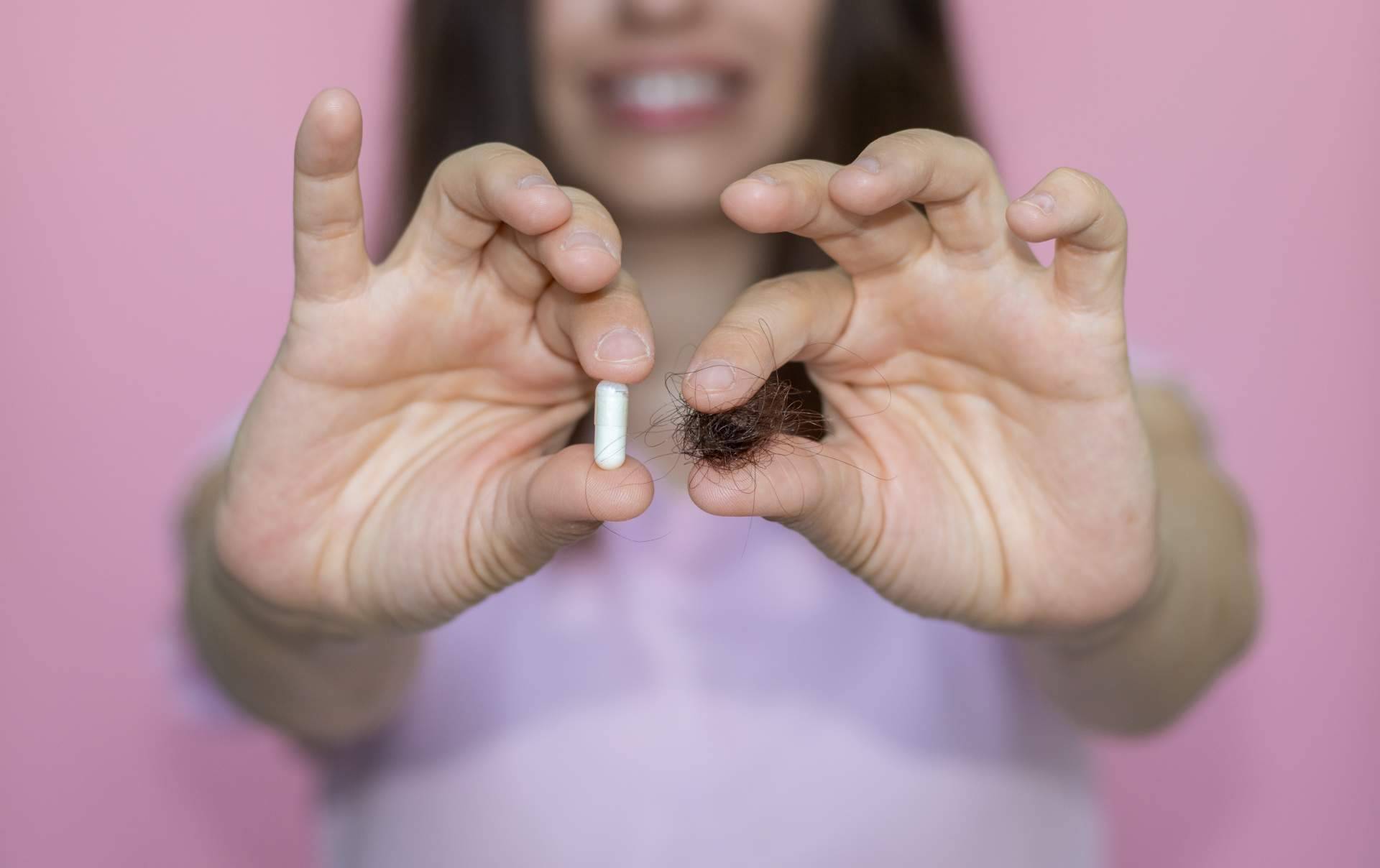 Biotina para el pelo de Centro de Naturopatía y la Salud para controlar la caída del cabello en otoño