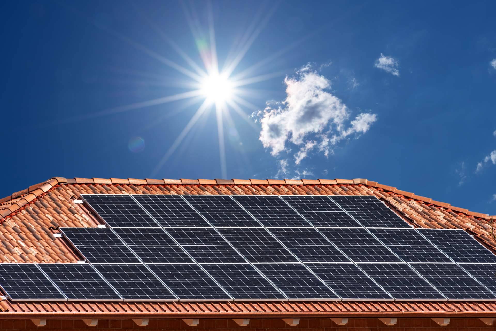 ¿En qué consisten las subvenciones Next Generation placas solares?, por Solarinstala