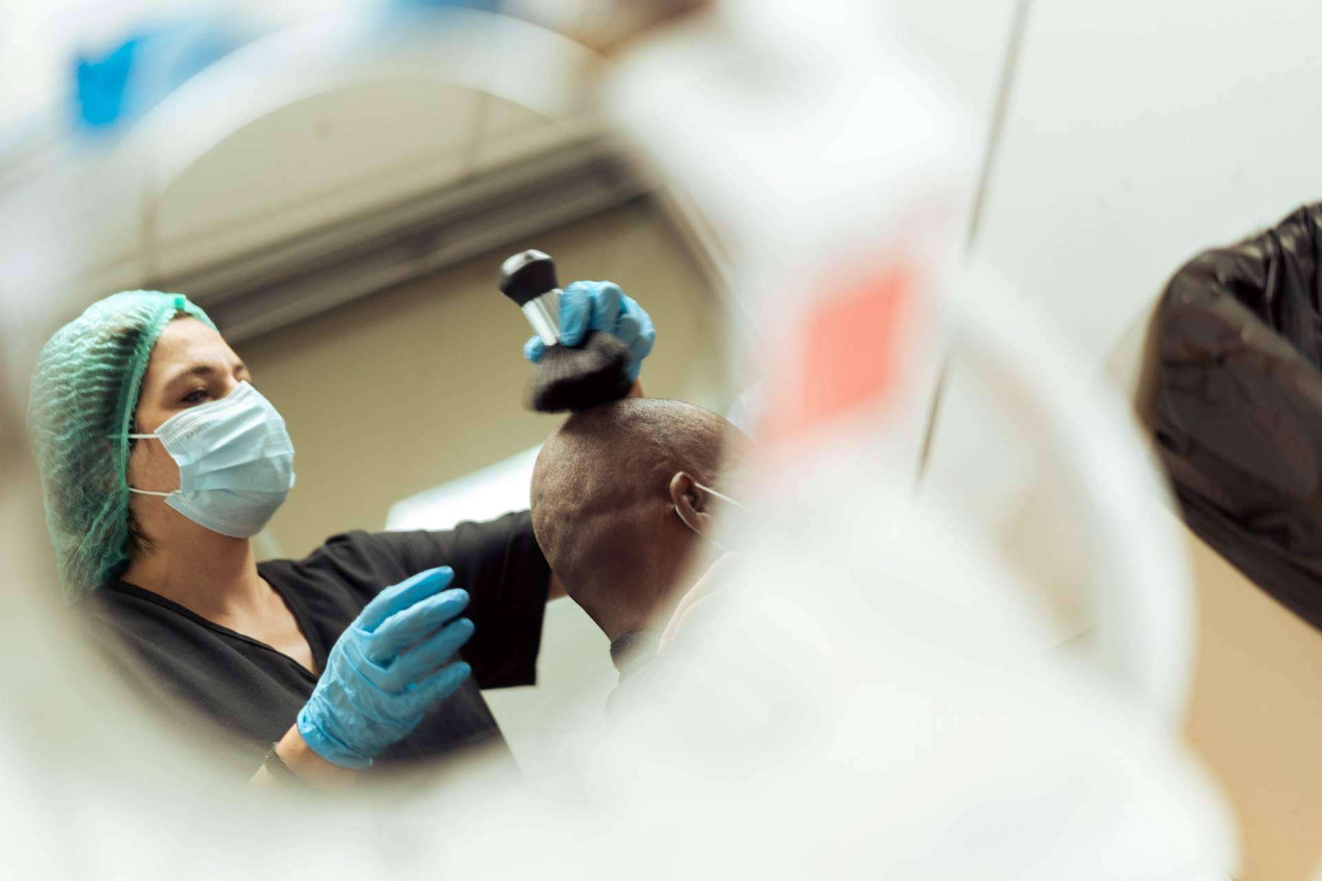 Tratamientos para prevenir y revertir la alopecia, con Capilar Innovation Clinic