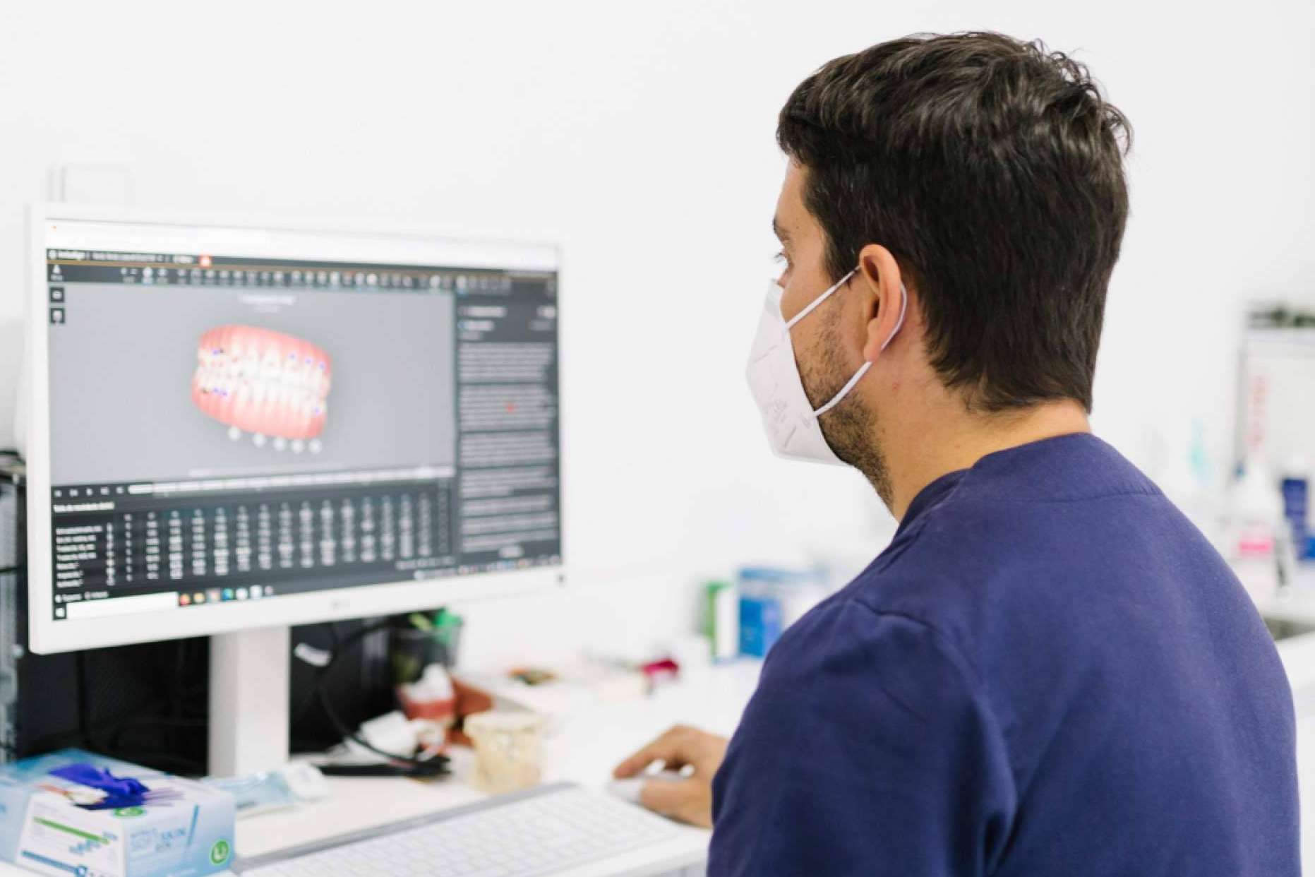 Prodental Santa Cruz explican qué son los implantes dentales y para qué sirven