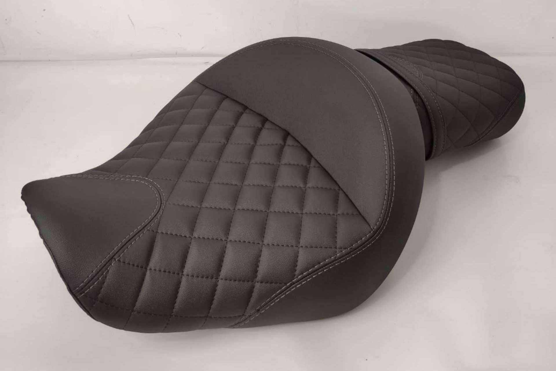 JM - FUNDAS ofrece asiento de moto confort